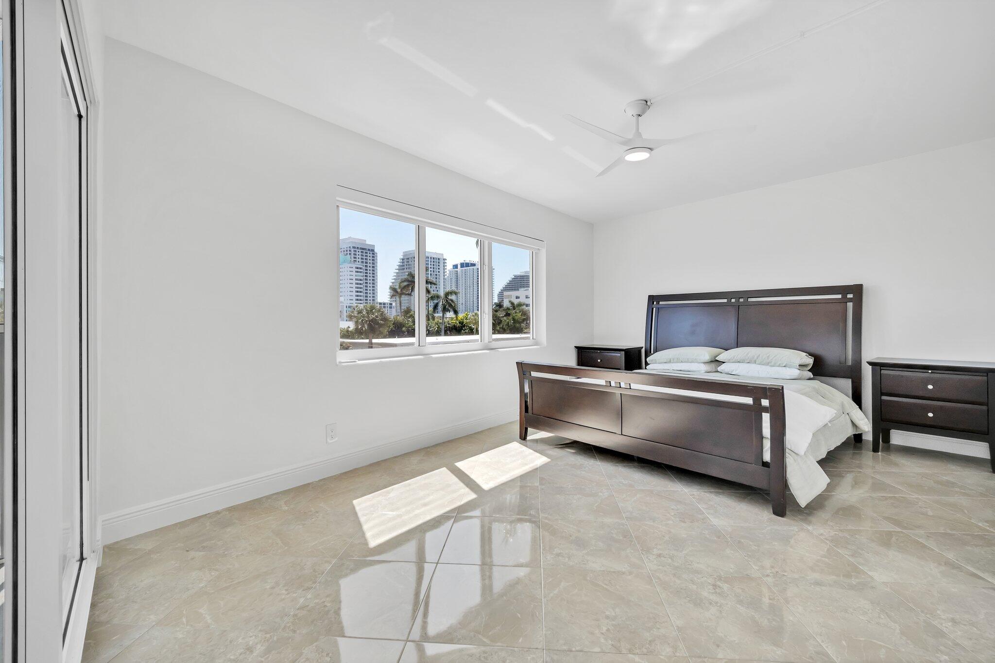 720 Bayshore Drive 304 Property Photo 8