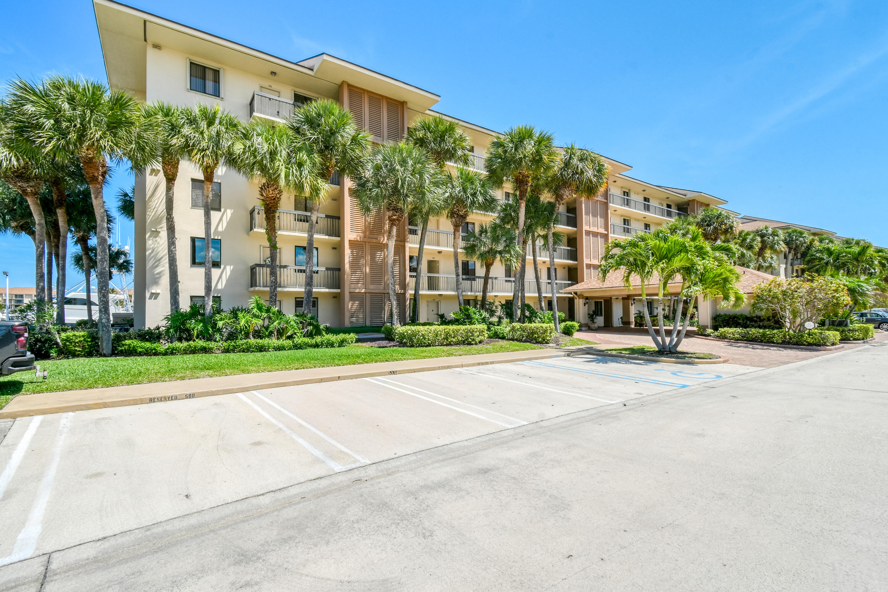 2401 Marina Isle Way 503 Property Photo 41