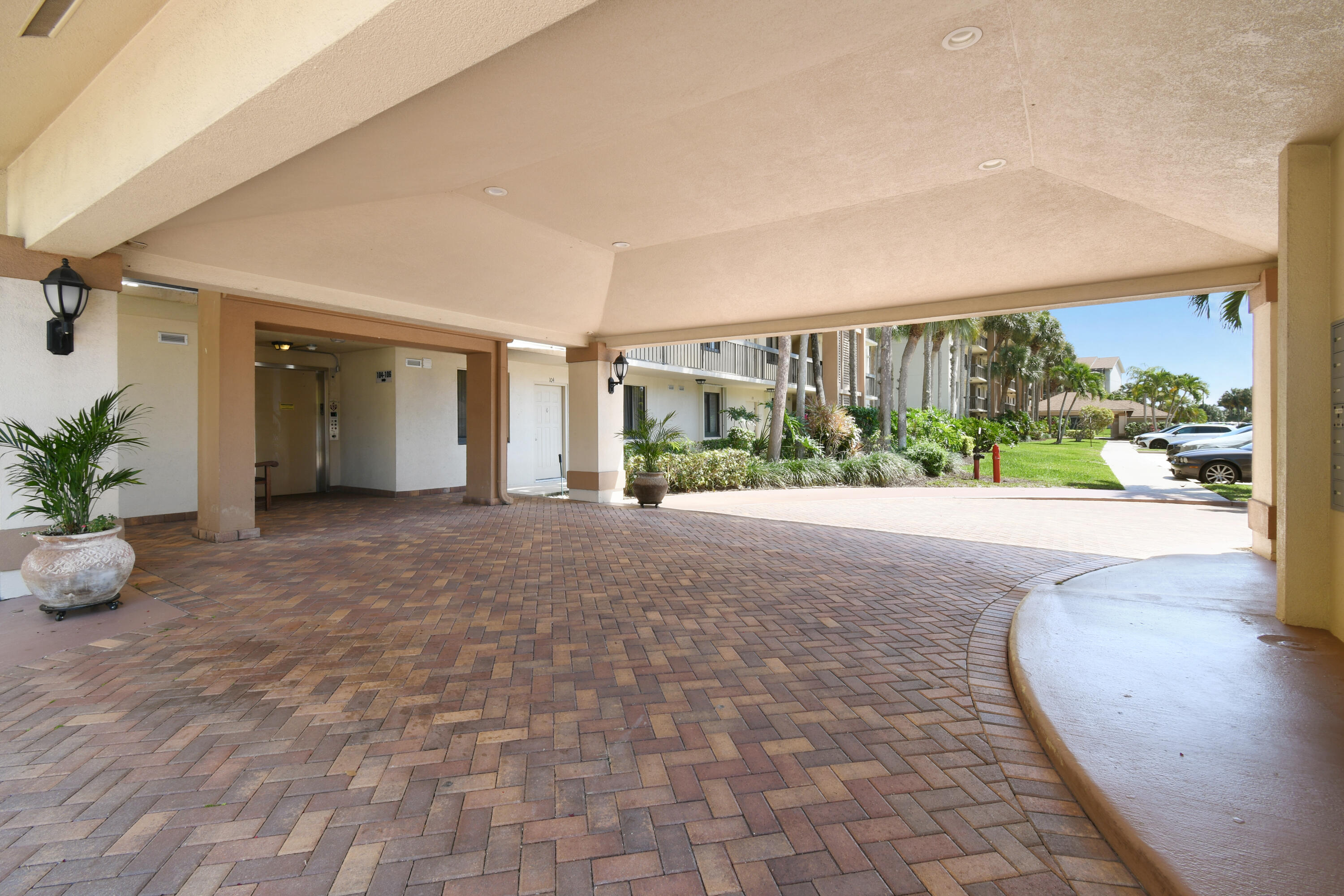 2401 Marina Isle Way 503 Property Photo 42