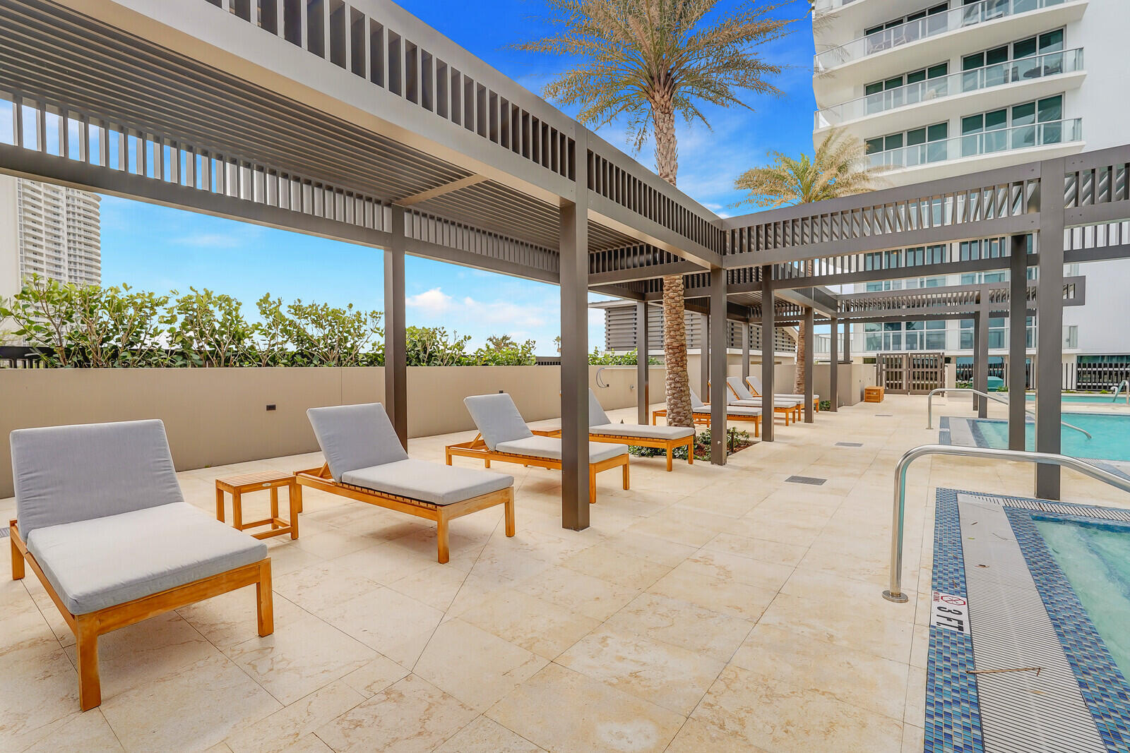 3100 N Ocean Drive 704 Property Photo 6