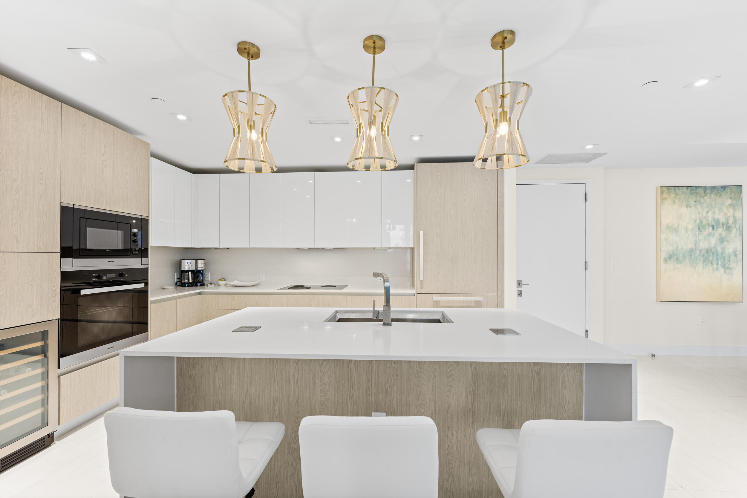 3100 N Ocean Drive 704 Property Photo 13