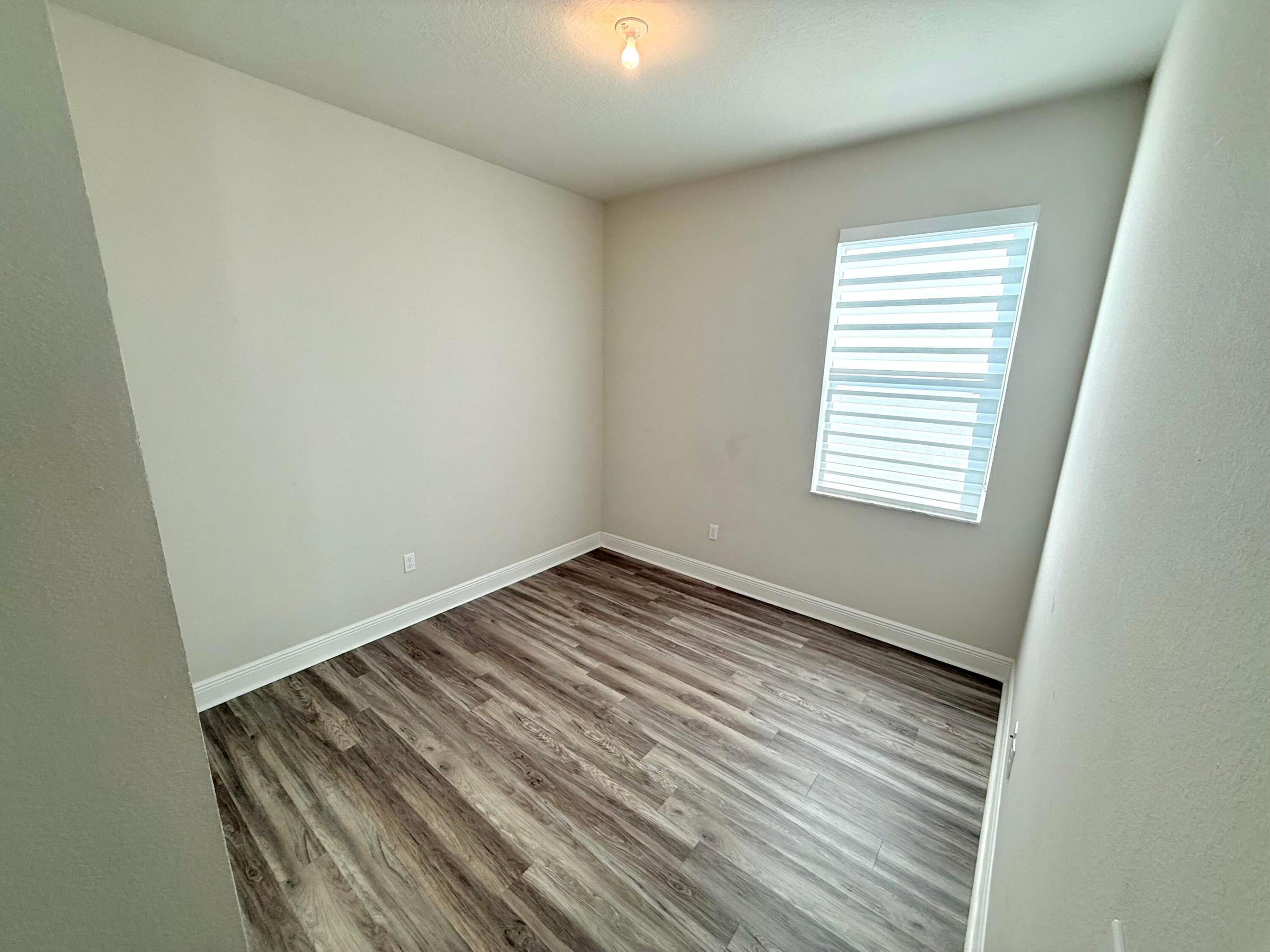 10819 Sw Pacini Way Property Photo 14