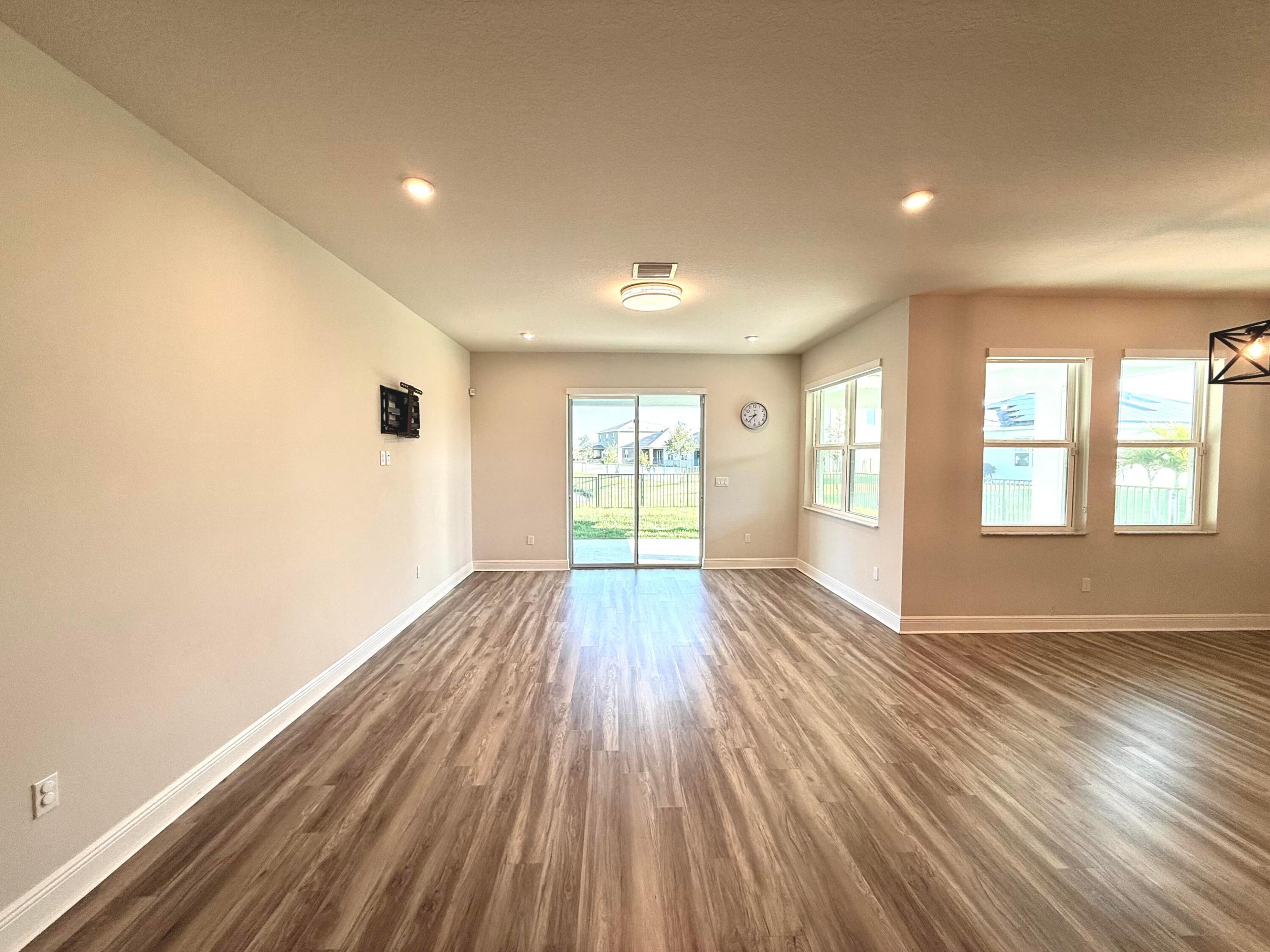 10819 Sw Pacini Way Property Photo 22