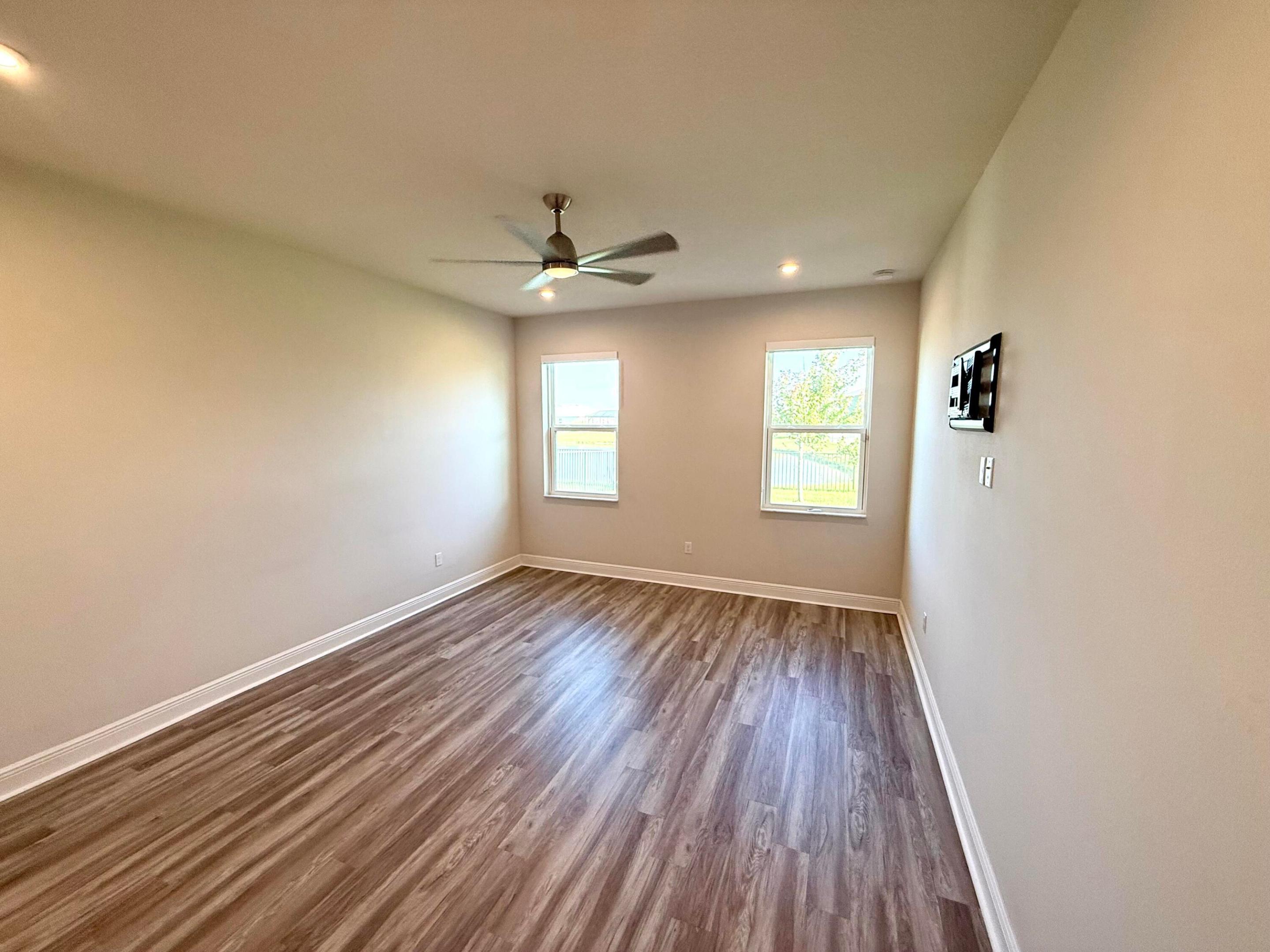 10819 Sw Pacini Way Property Photo 25