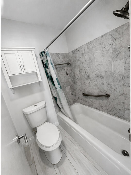 6521 Bay Club Drive 4 Property Photo 10