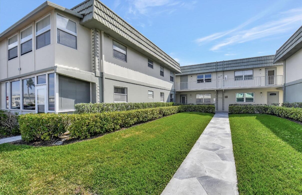 581 Monaco Boulevard 581 Property Photo 1