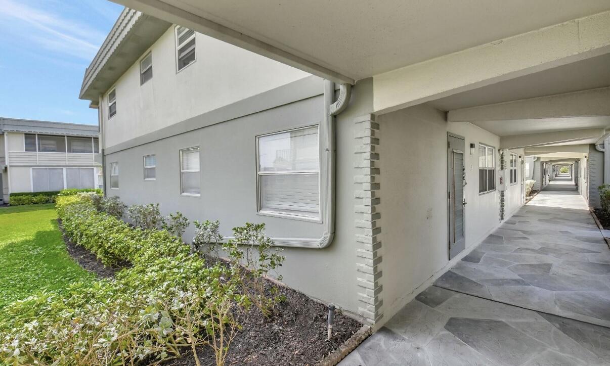 581 Monaco Boulevard 581 Property Photo 4