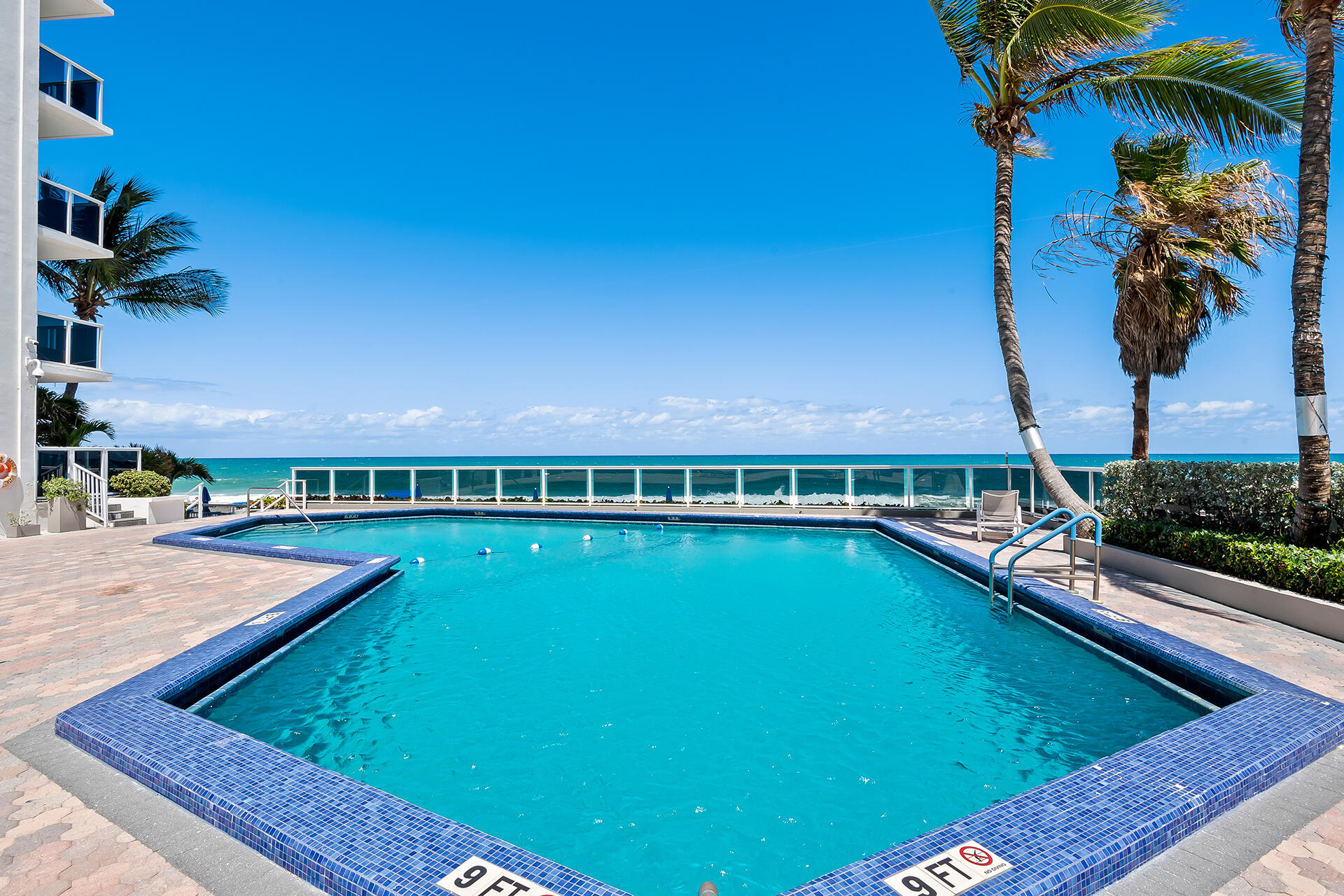 3700 Galt Ocean Drive 702 Property Photo 20