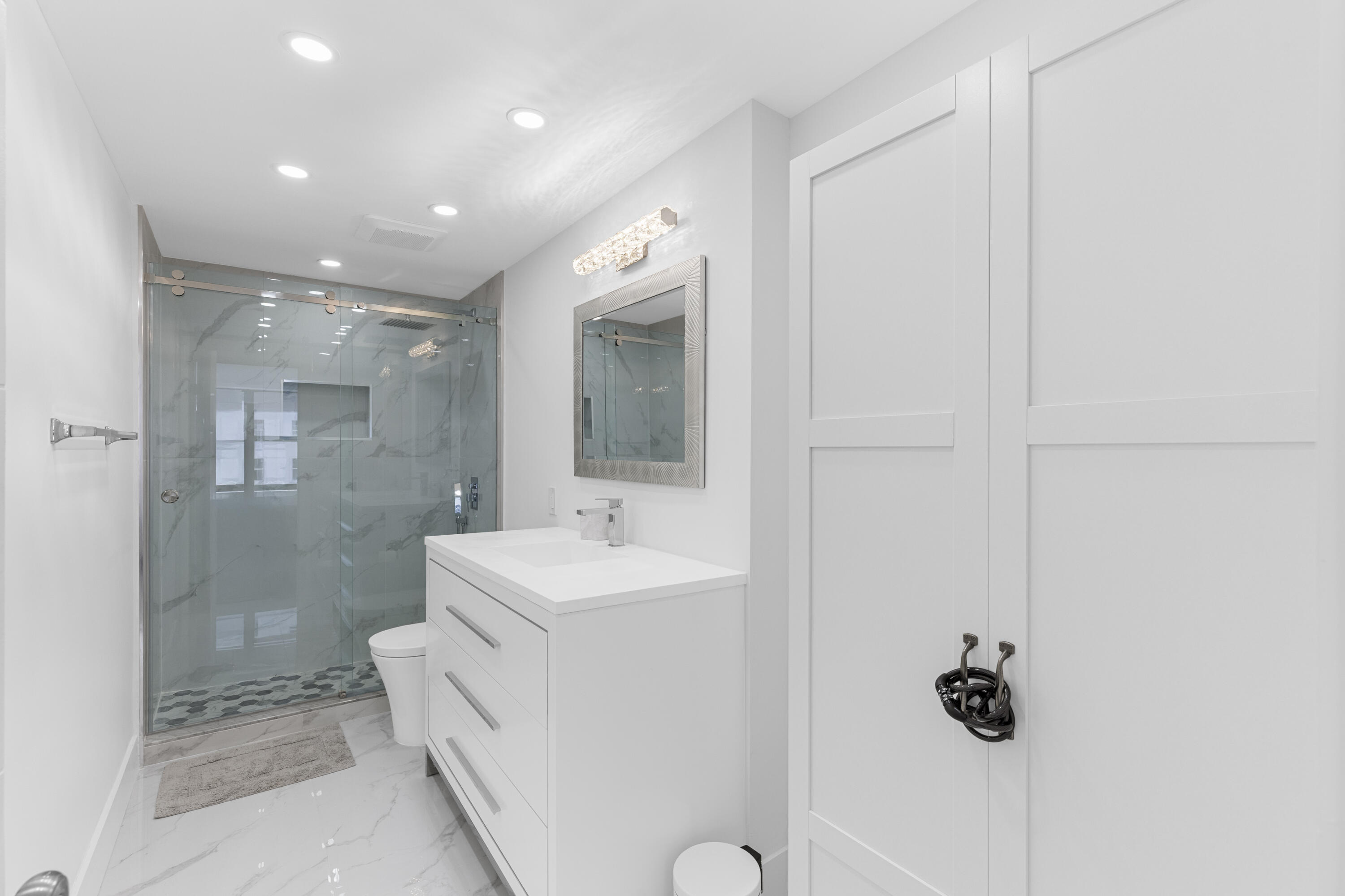 3800 Galt Ocean Drive 808 Property Photo 12