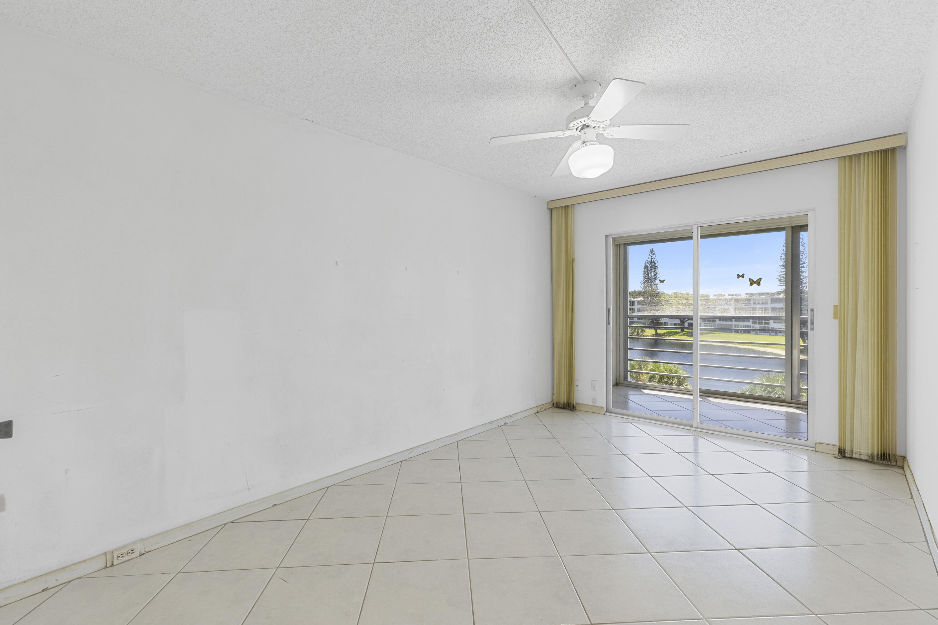 4096 Westbury H 4096 Property Photo 19
