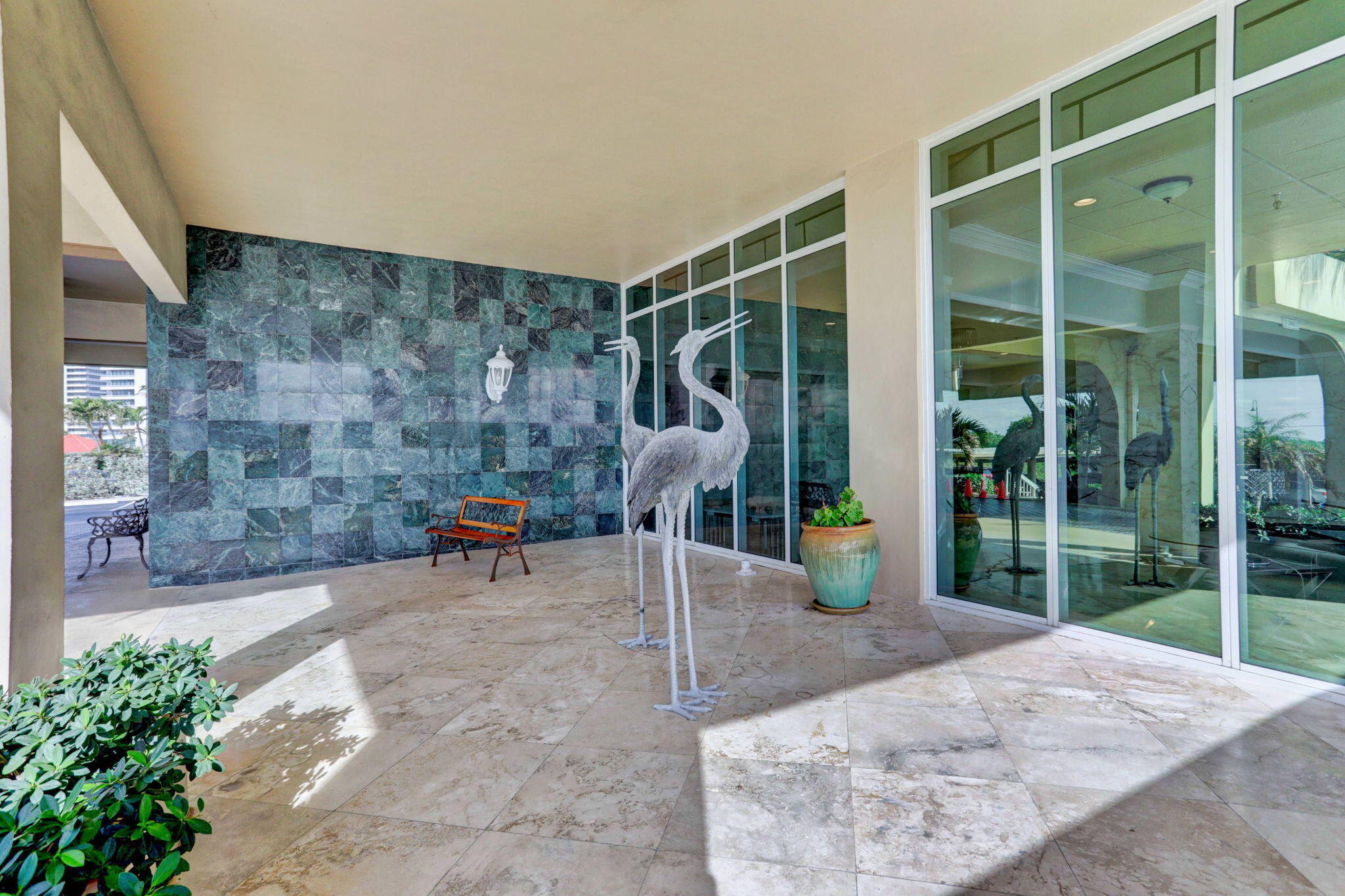 5440 N Ocean Drive 805 Property Photo 29