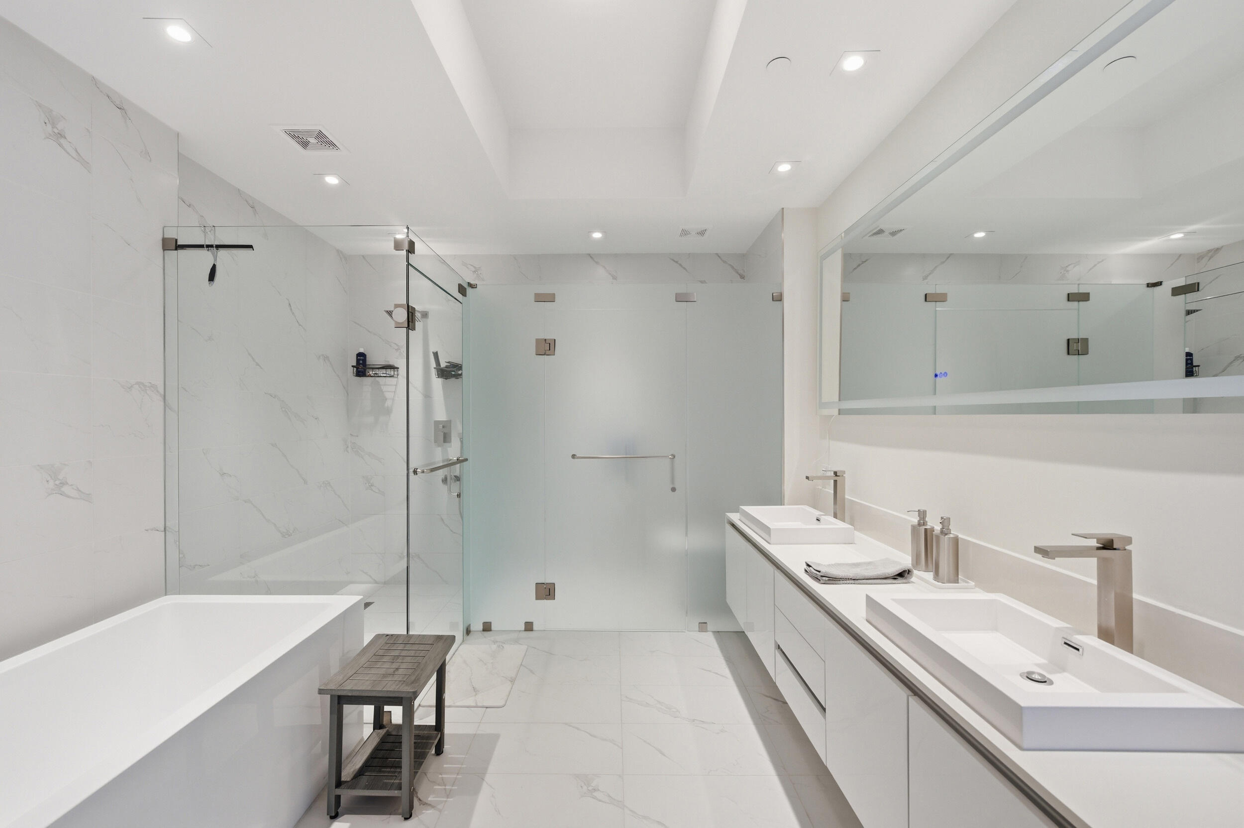 3100 N Ocean Drive H-1506 Property Photo 18