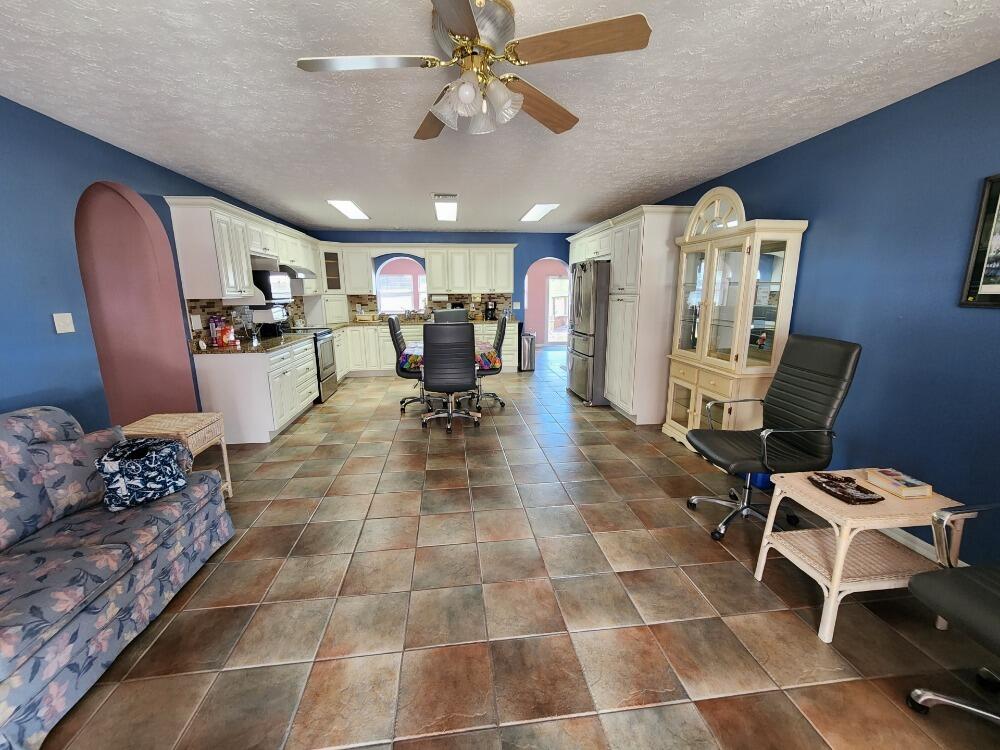 1177 Lisa Lane Property Photo 3