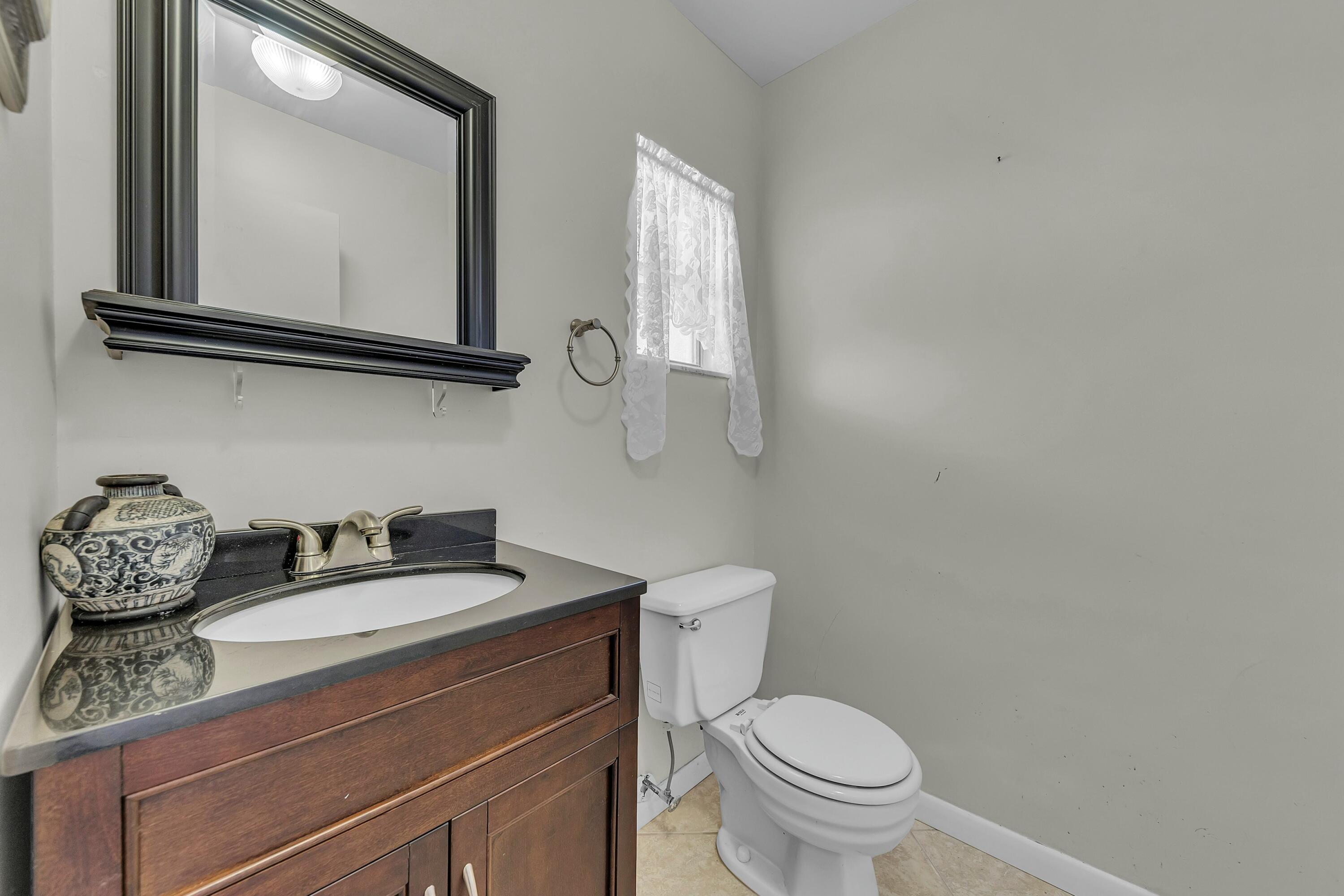9401 Sunrise Lakes Boulevard 311 Property Photo 4