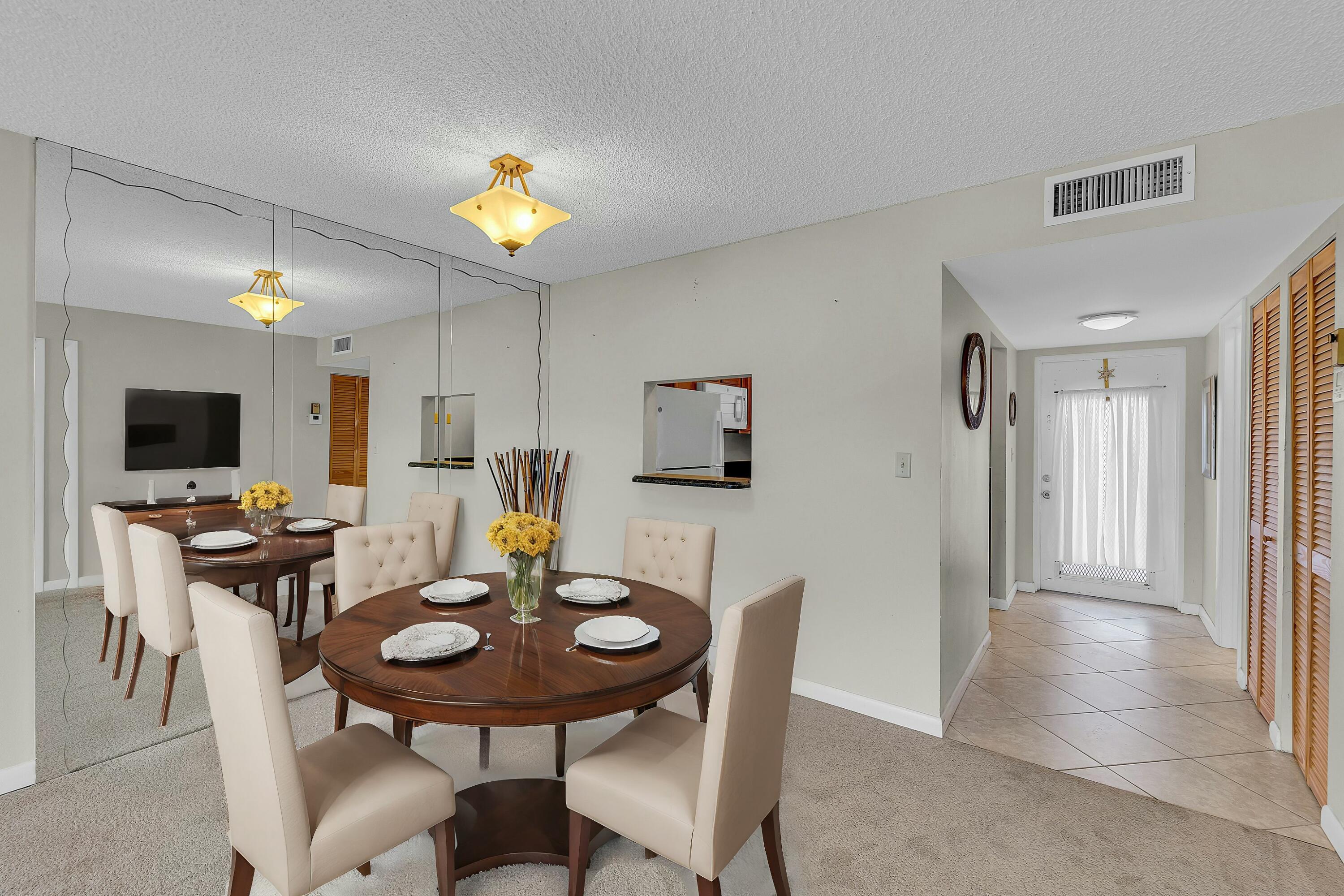 9401 Sunrise Lakes Boulevard 311 Property Photo 10