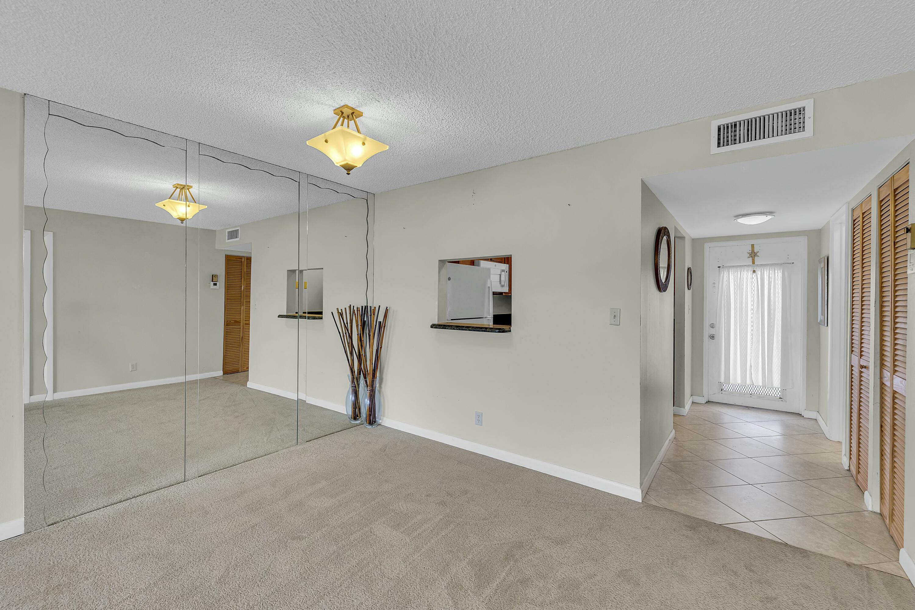 9401 Sunrise Lakes Boulevard 311 Property Photo 11