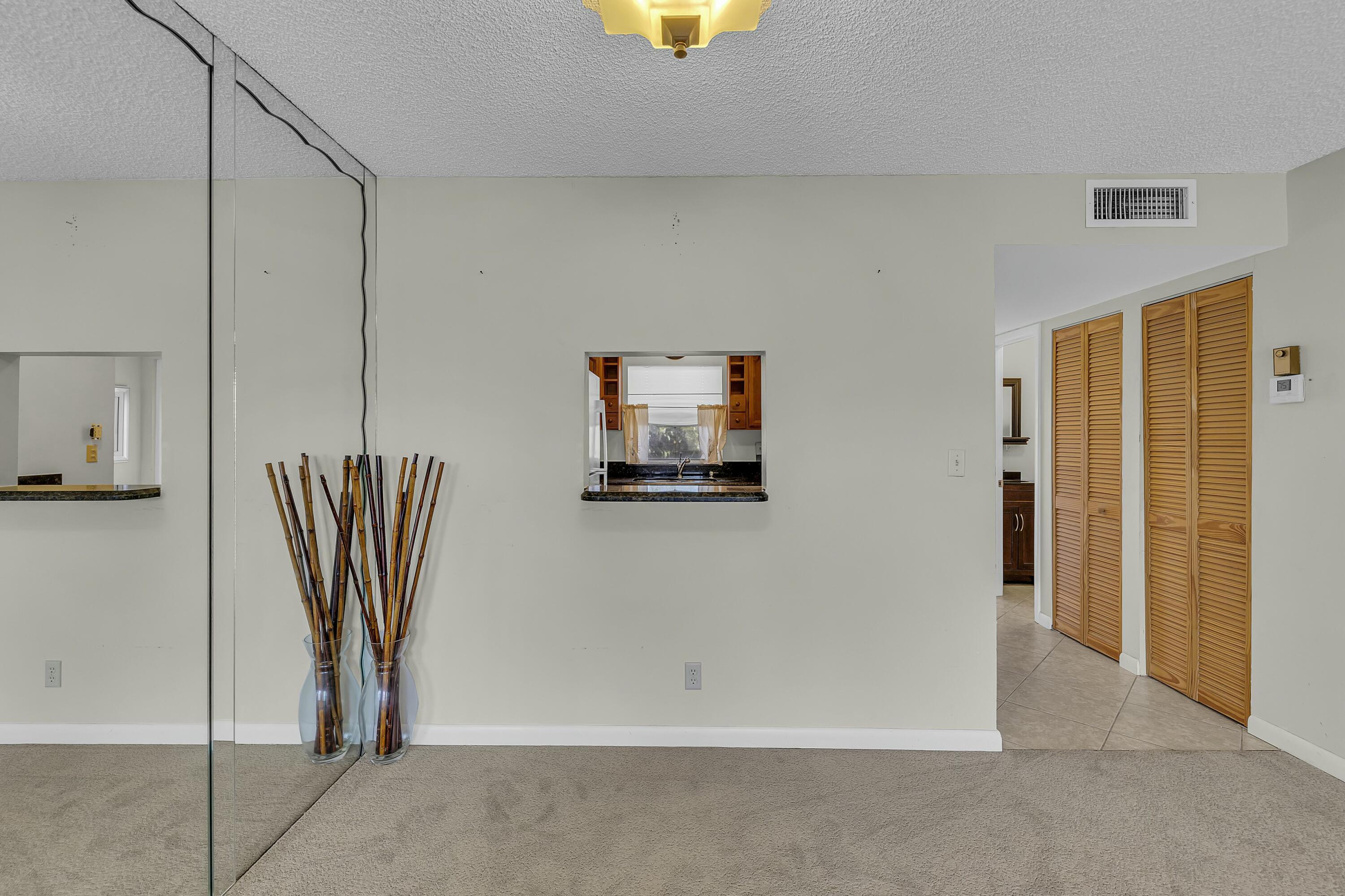 9401 Sunrise Lakes Boulevard 311 Property Photo 12