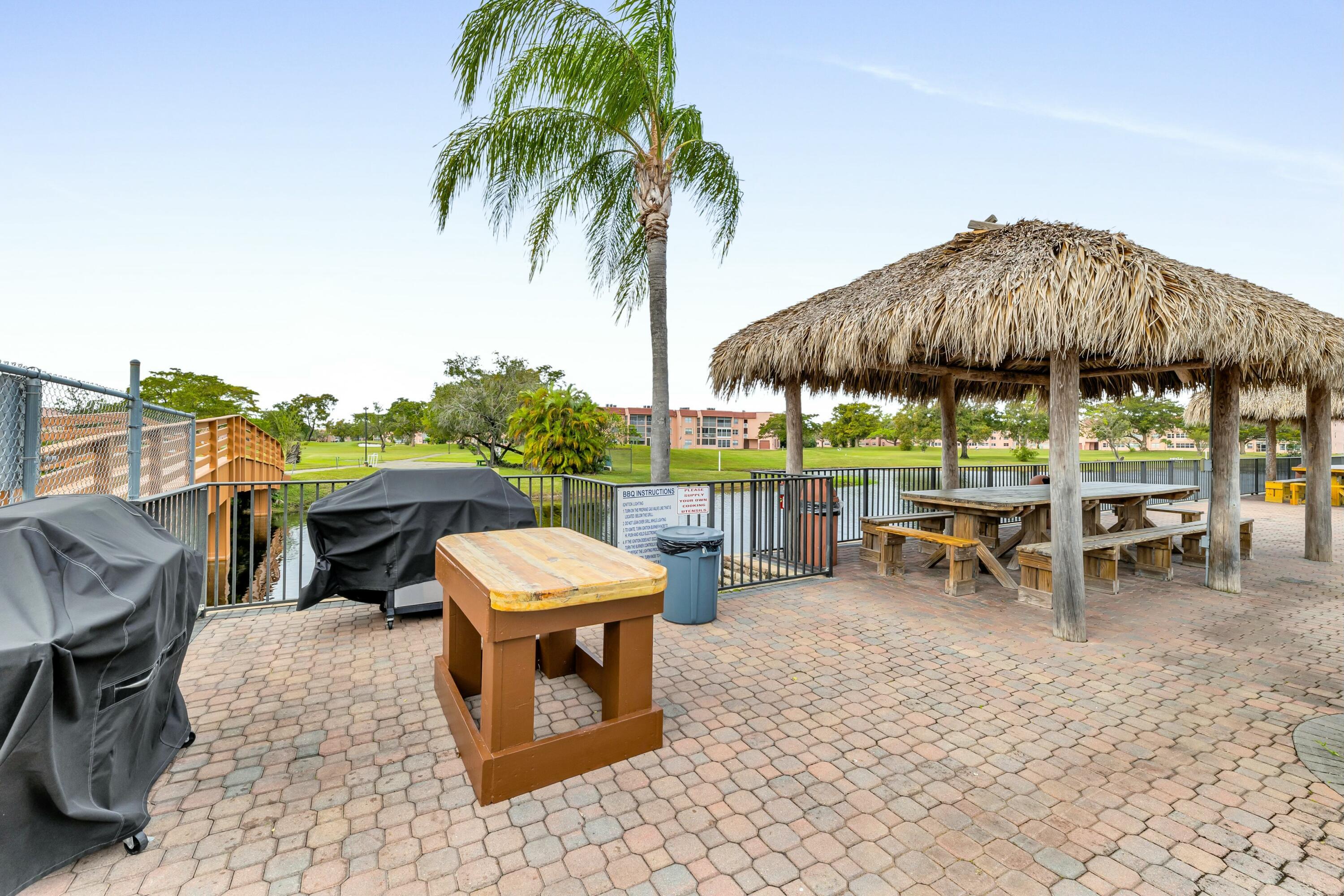 9401 Sunrise Lakes Boulevard 311 Property Photo 38