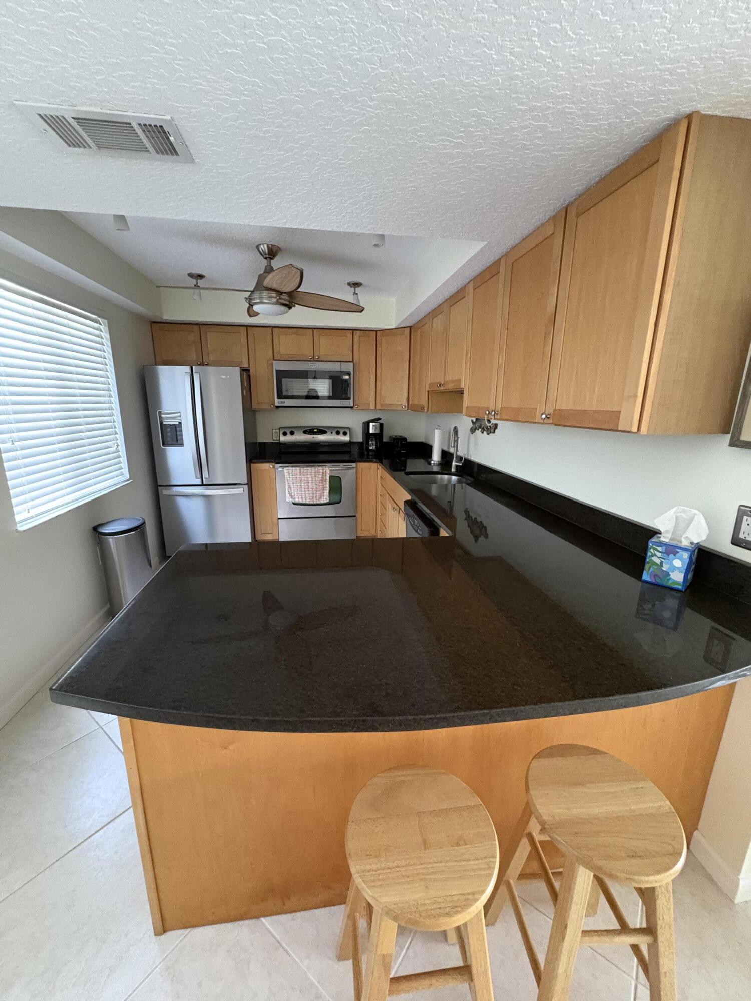 2400 S Ocean Drive 7626 Property Photo 4