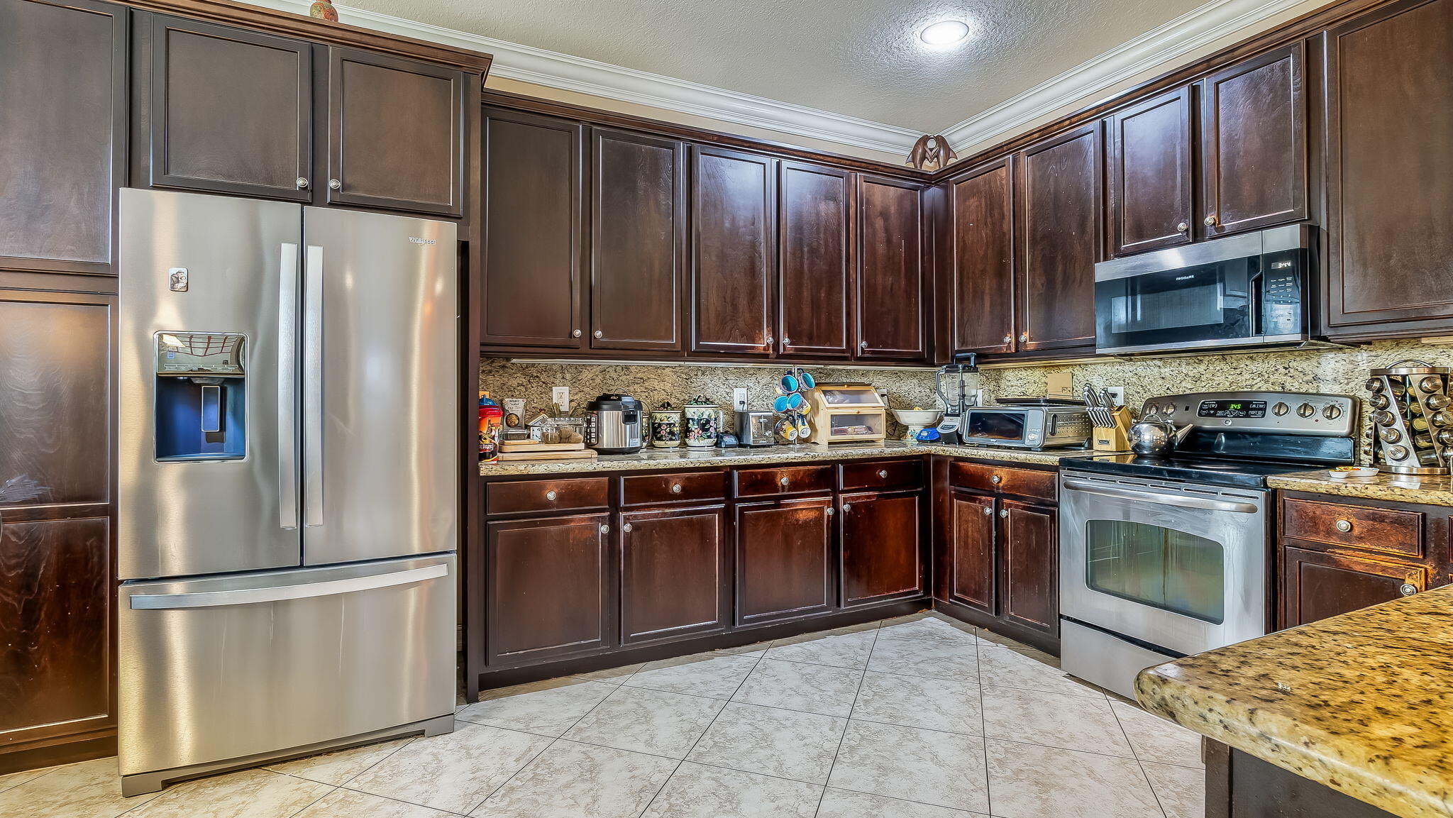 8292 Calabria Lakes Drive Property Photo 20