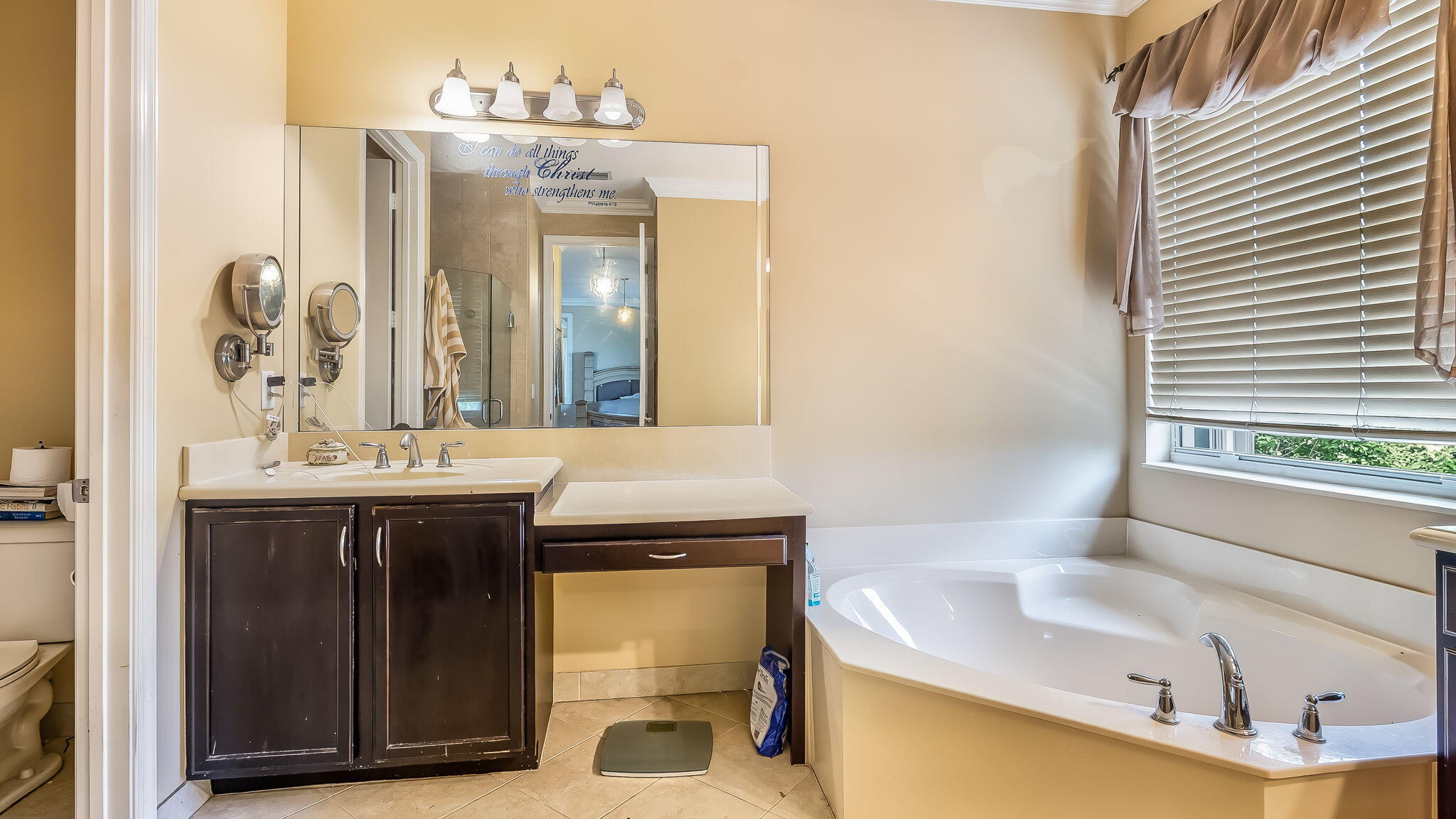 8292 Calabria Lakes Drive Property Photo 33