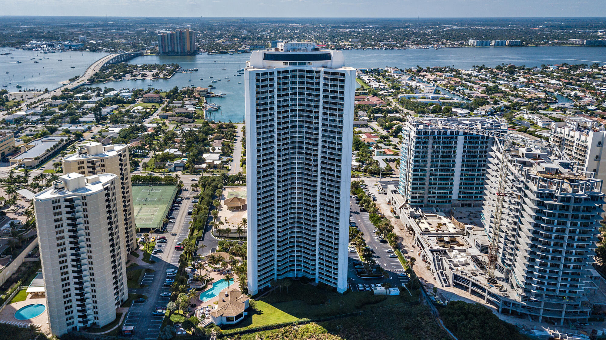 3000 N Ocean Drive 32e Property Photo 12