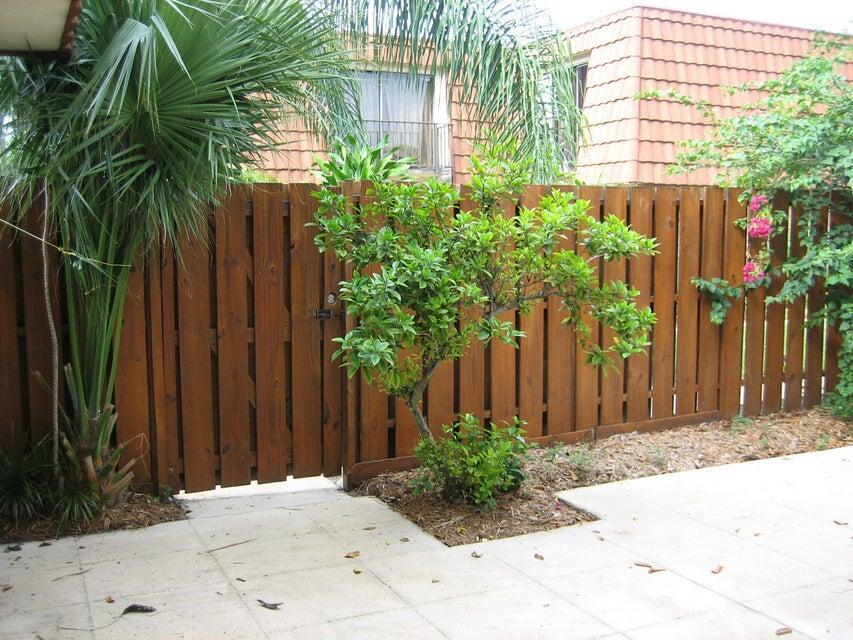 3216 Spanish Wells Drive 26-d Property Photo 4