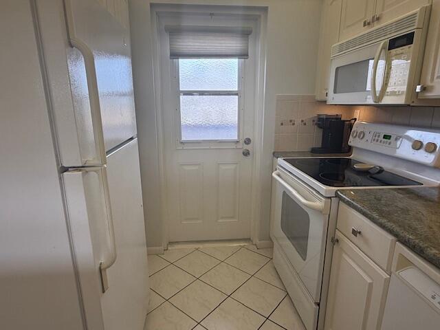 1319 E Hillsboro Boulevard 412 Property Photo 13