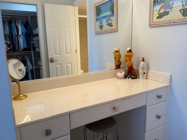 1319 E Hillsboro Boulevard 412 Property Photo 21