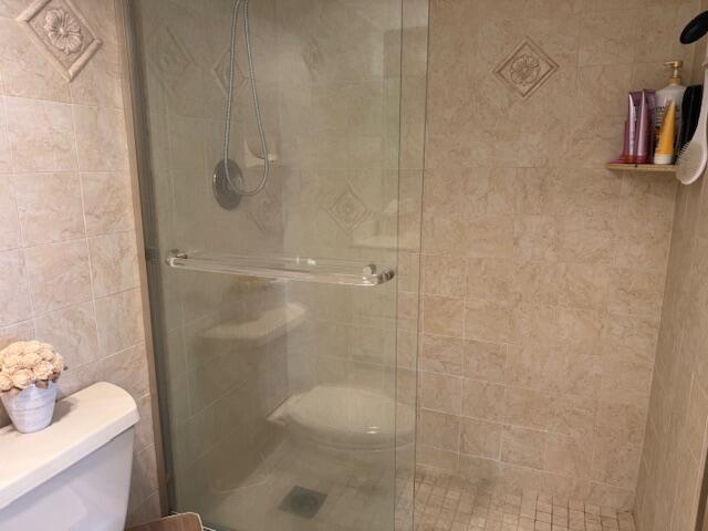 1319 E Hillsboro Boulevard 412 Property Photo 23