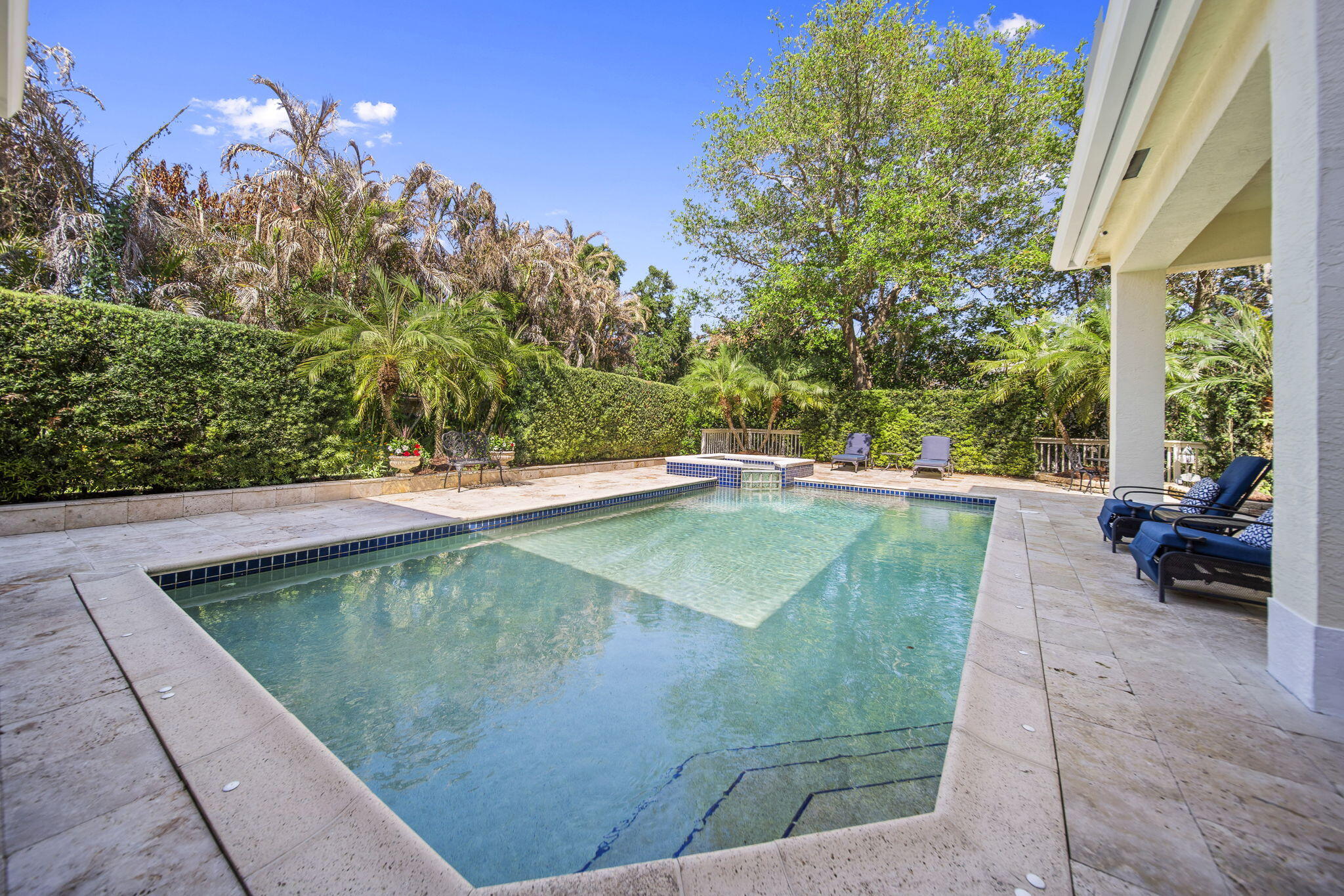 4 Castle Hill Way Property Photo 43