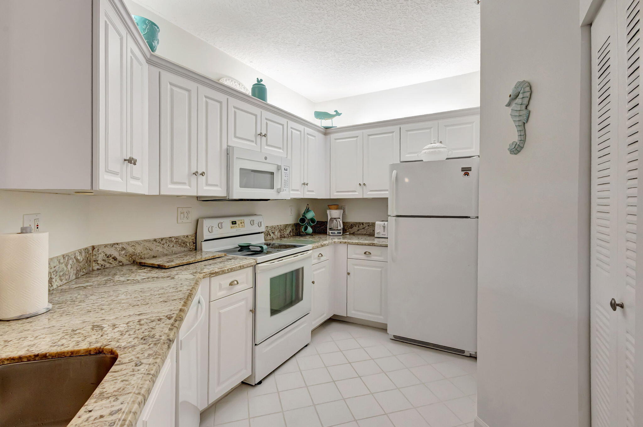 800 Uno Lago Drive 302 Property Photo 10