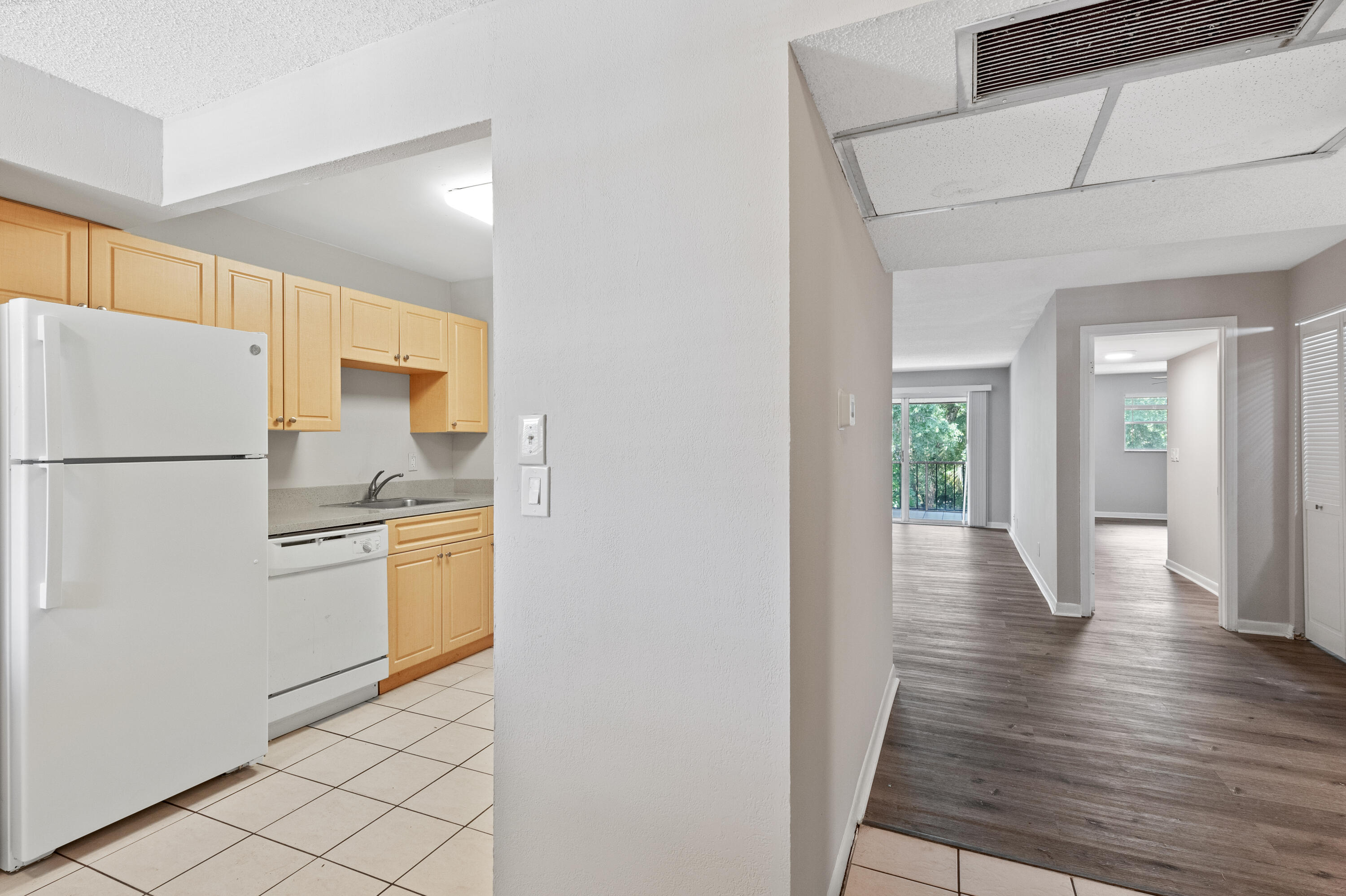 2700 Coral Springs Drive 309 Property Photo 6