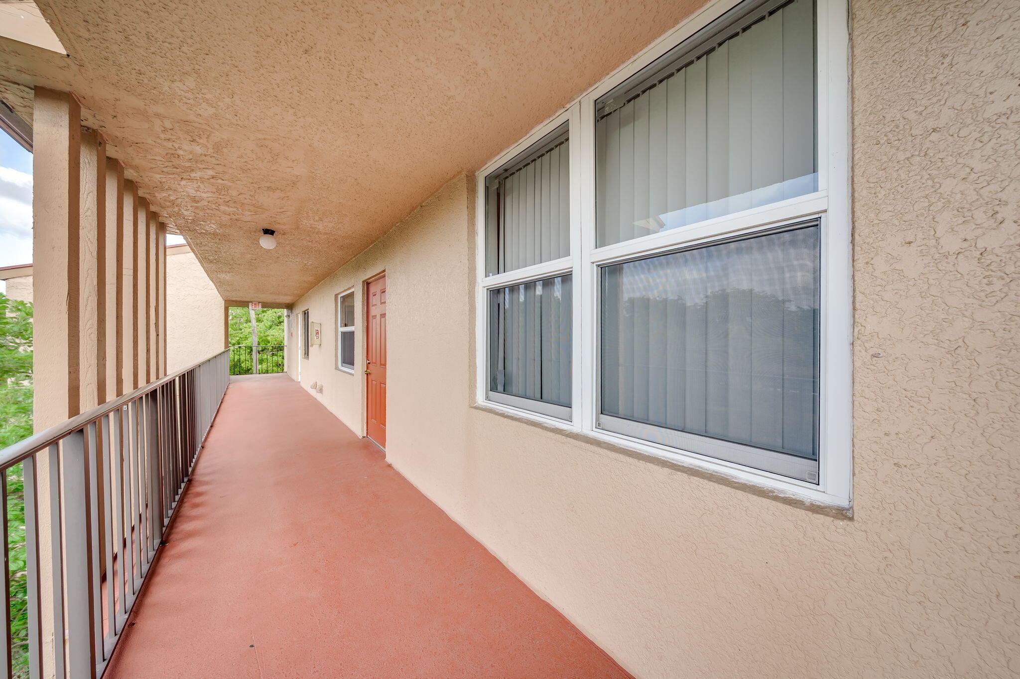 7301 Nw 1st Street 402 Property Photo 4