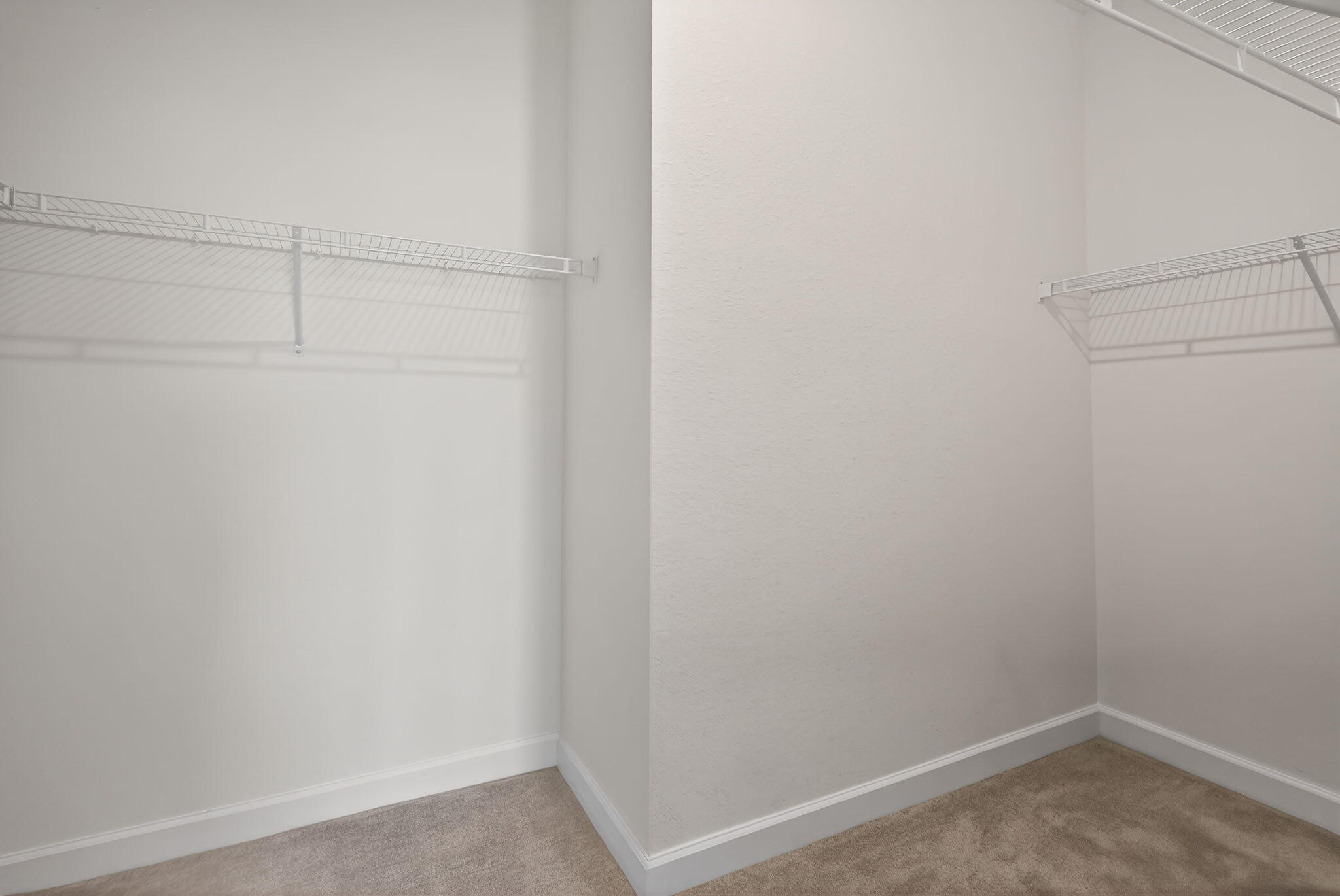 211 Se Woodbark Street Property Photo 32