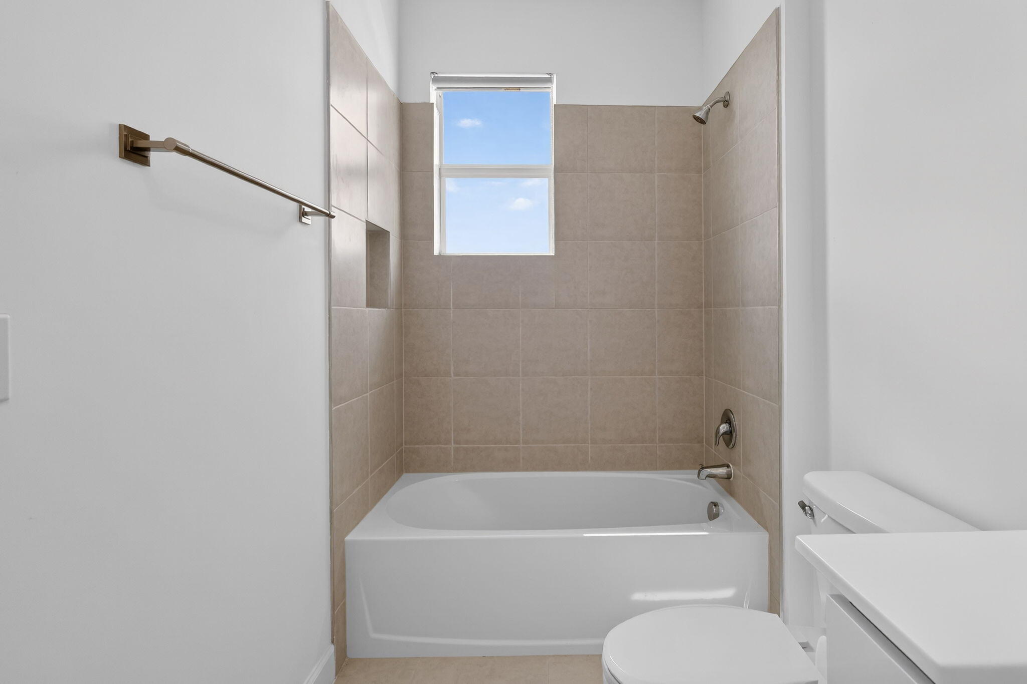 211 Se Woodbark Street Property Photo 42