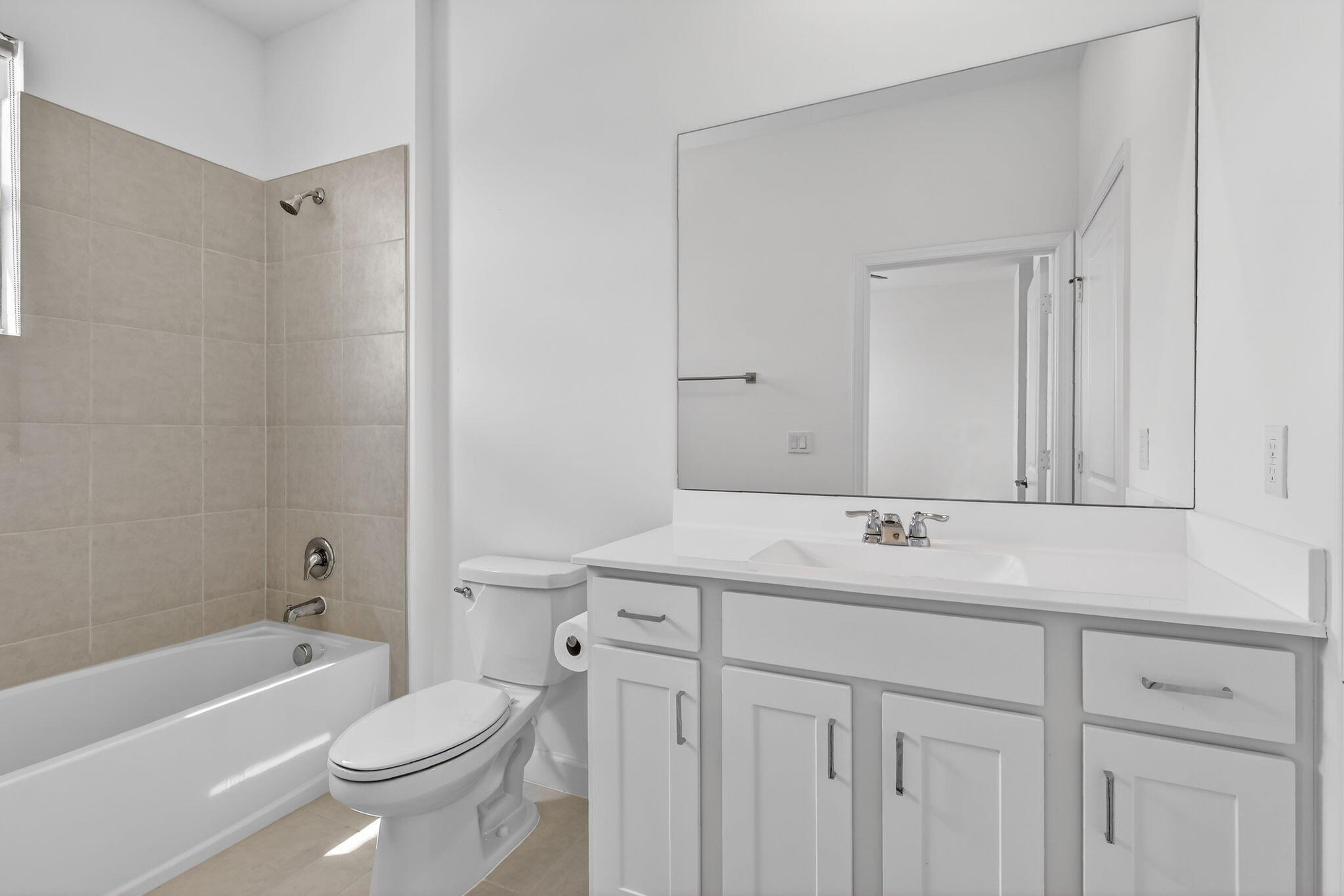 211 Se Woodbark Street Property Photo 43