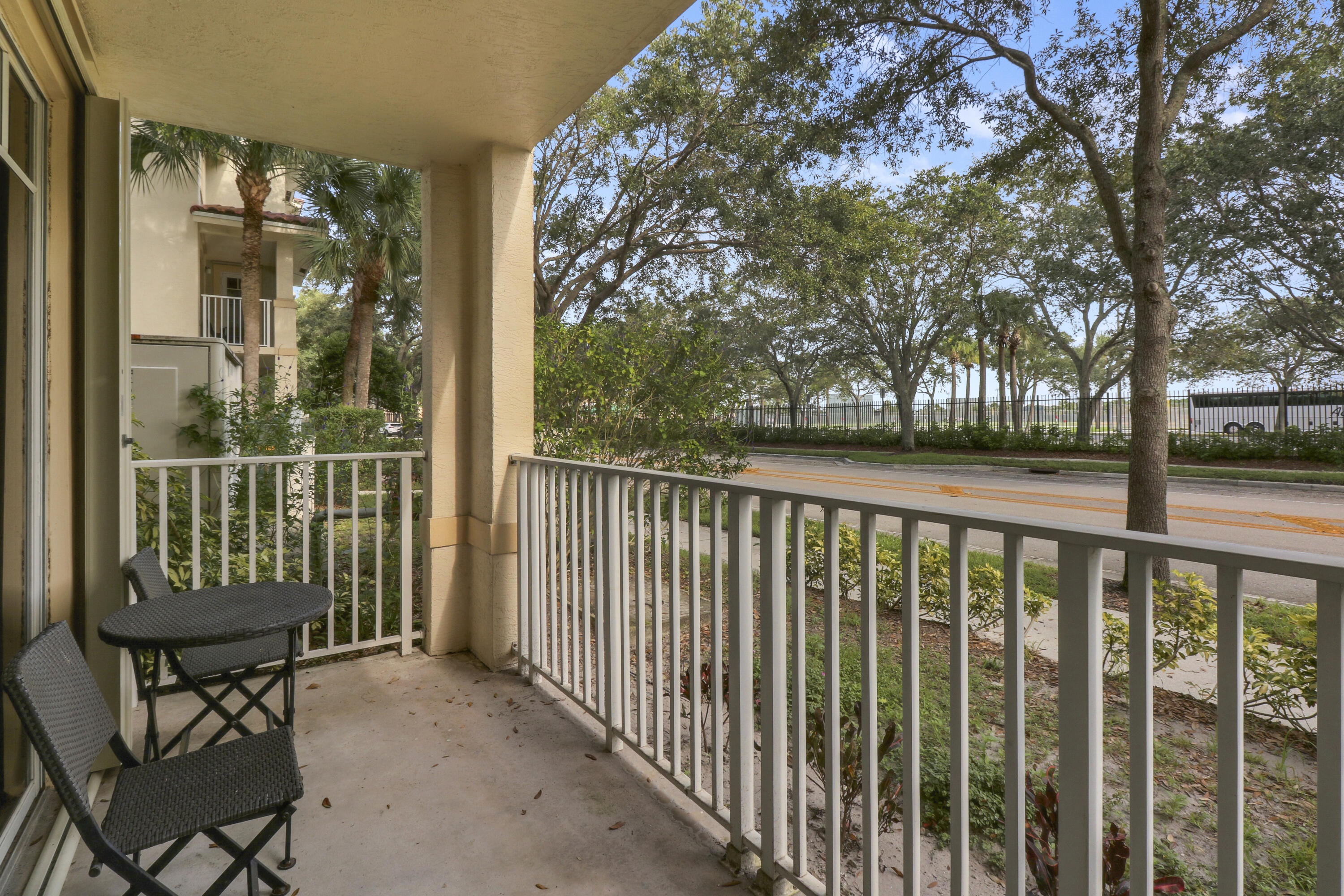 1116 University Boulevard 14 Property Photo 3
