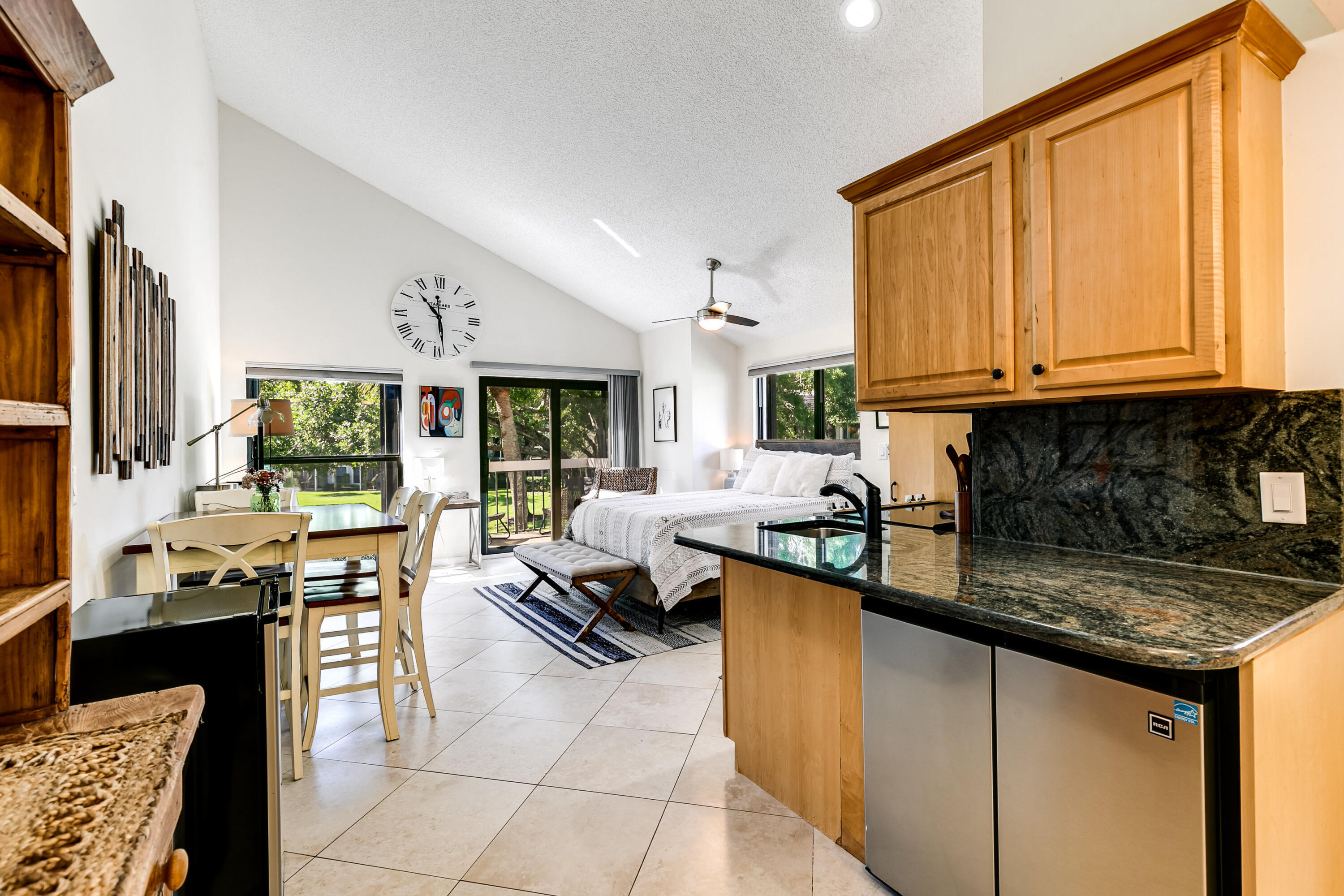 11863 Wimbledon Circle 527 Property Photo 7