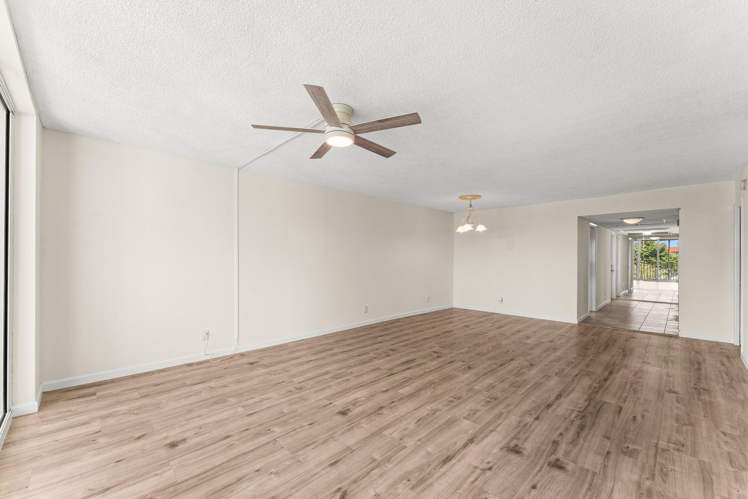 3100 Ne 48th Court 415 Property Photo 6