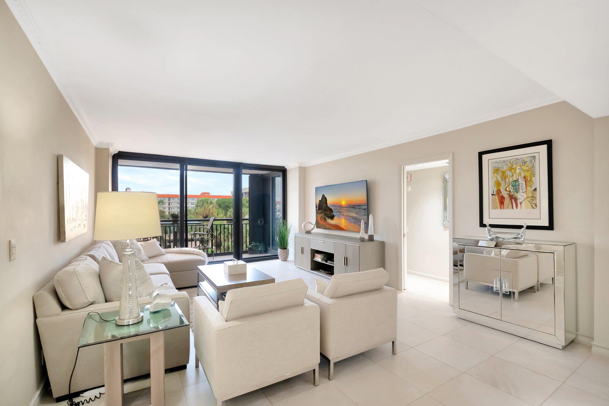 2667 N Ocean Boulevard 3050 Property Photo 4