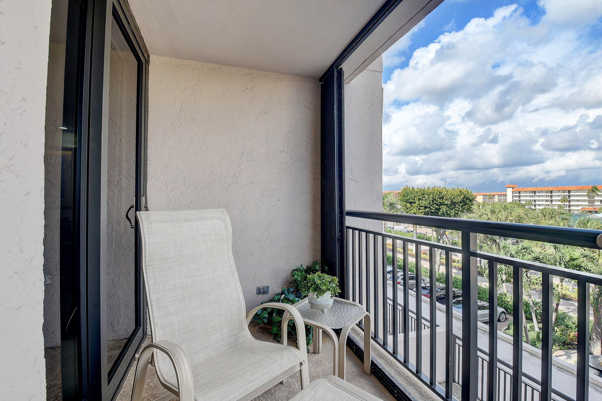 2667 N Ocean Boulevard 3050 Property Photo 23