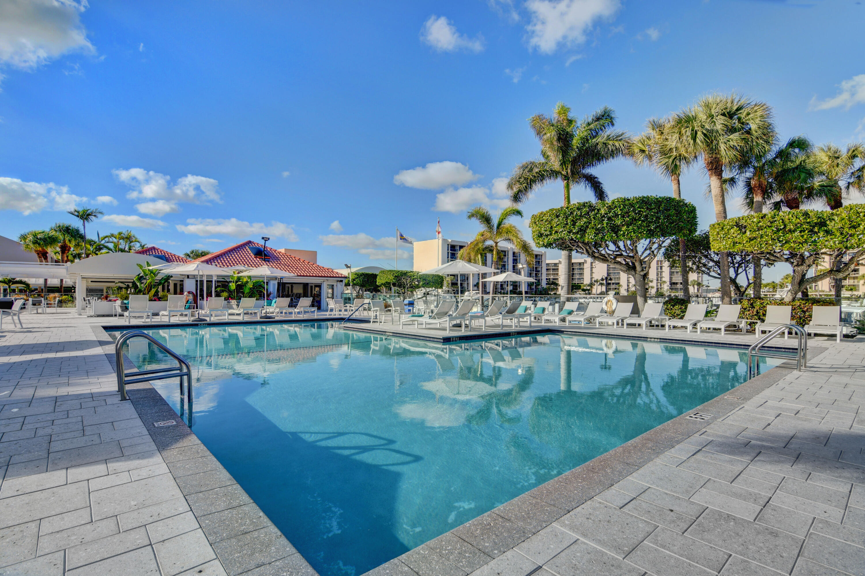 2667 N Ocean Boulevard 3050 Property Photo 45