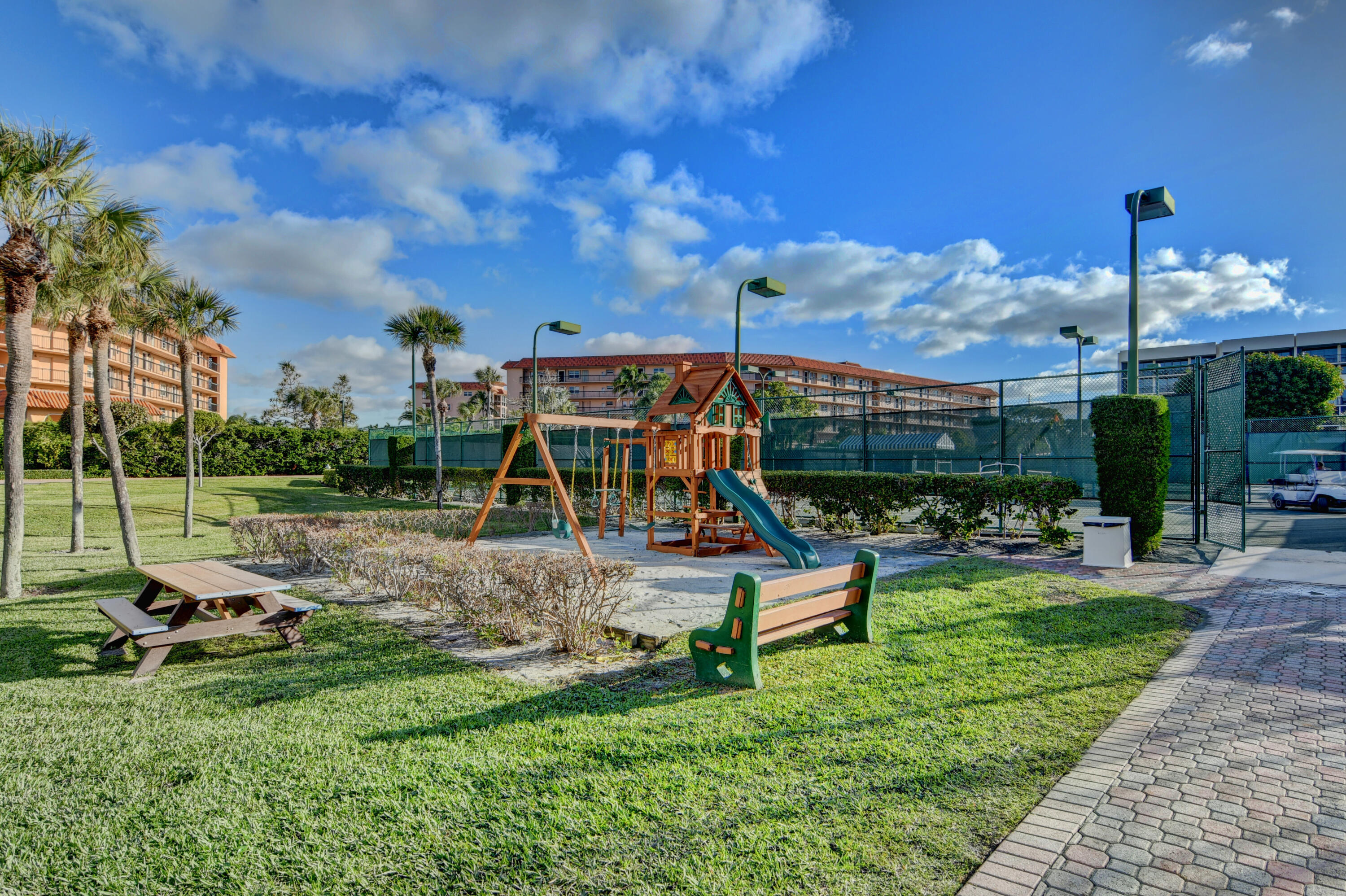 2667 N Ocean Boulevard 3050 Property Photo 61