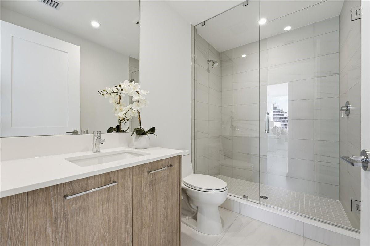 151 N Seabreeze Boulevard 1601 E Property Photo 18