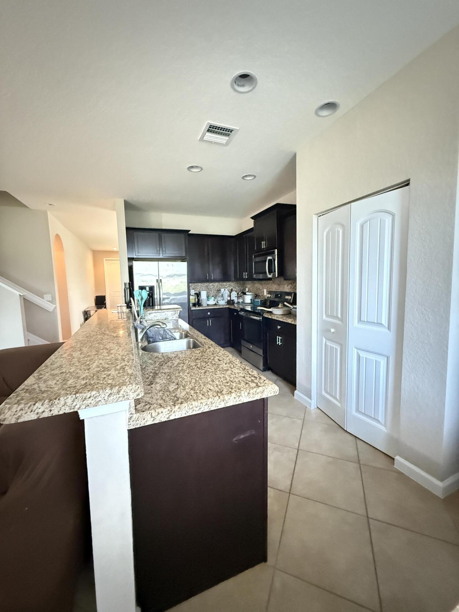 2465 Sw Liberty Street Property Photo 7