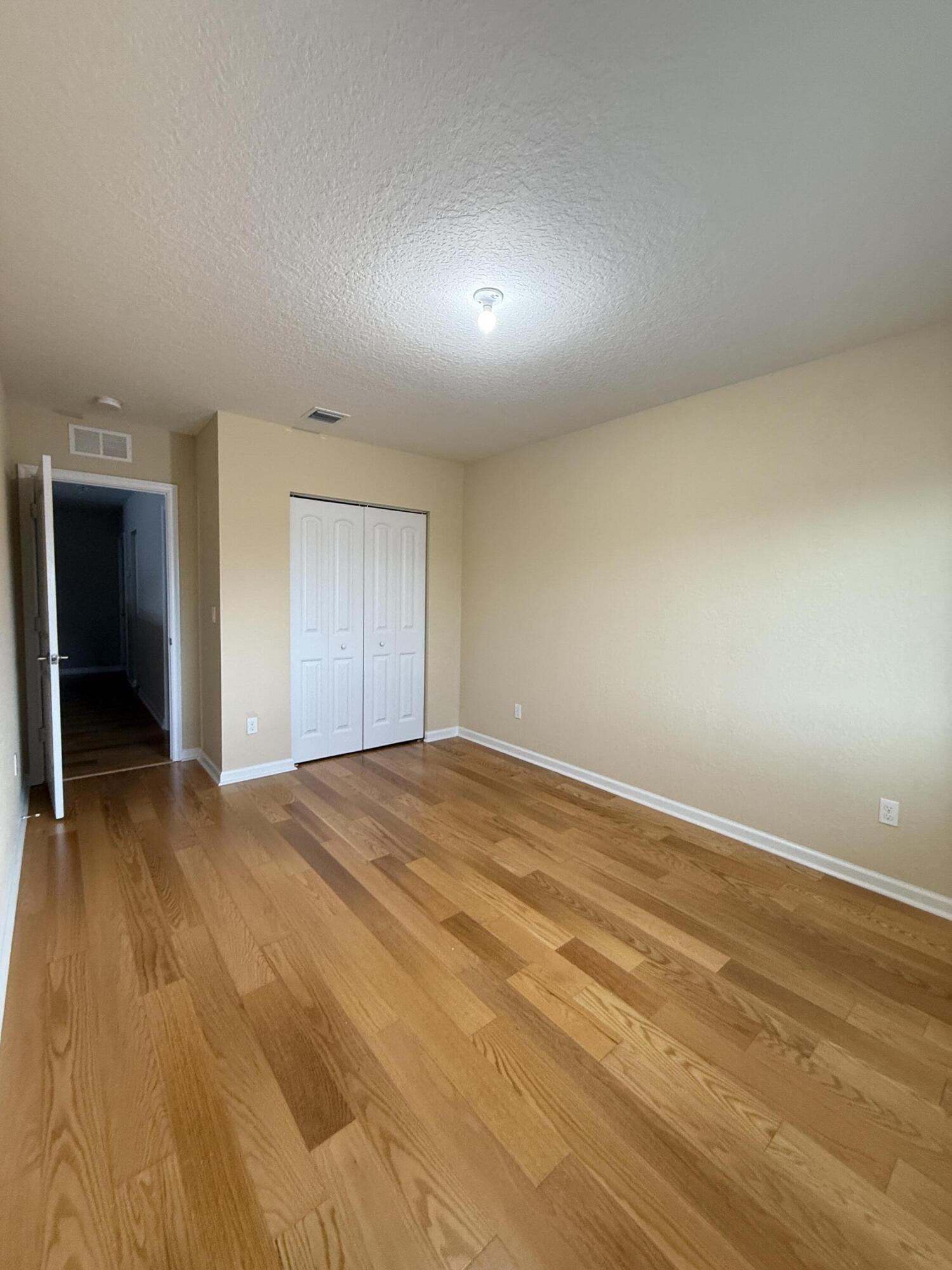 2465 Sw Liberty Street Property Photo 10