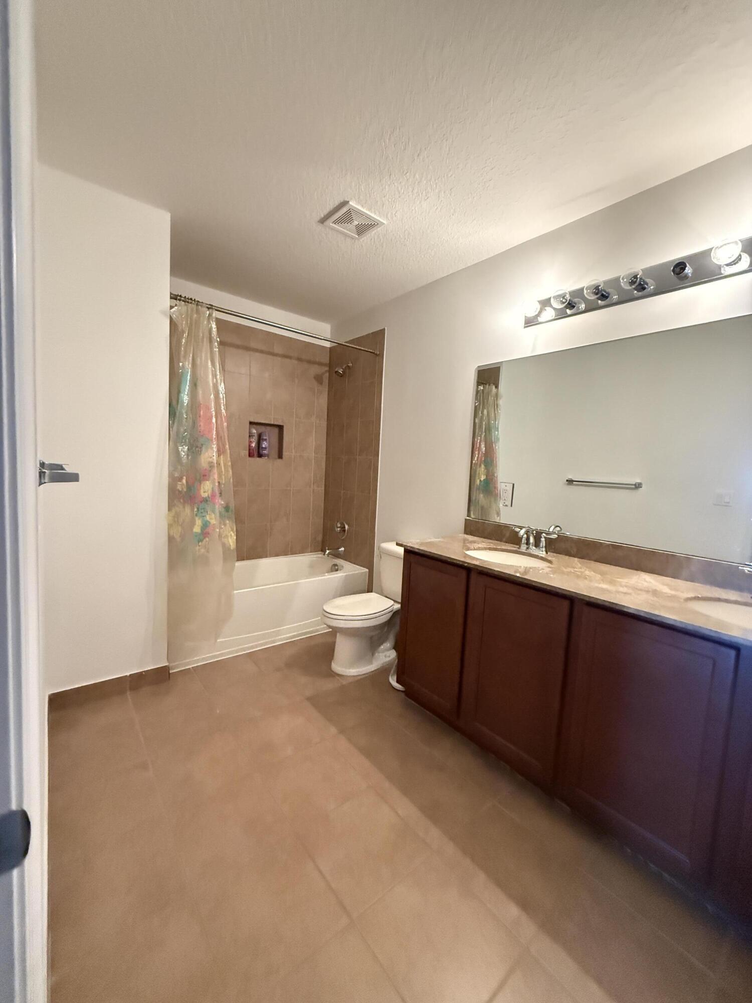 2465 Sw Liberty Street Property Photo 11
