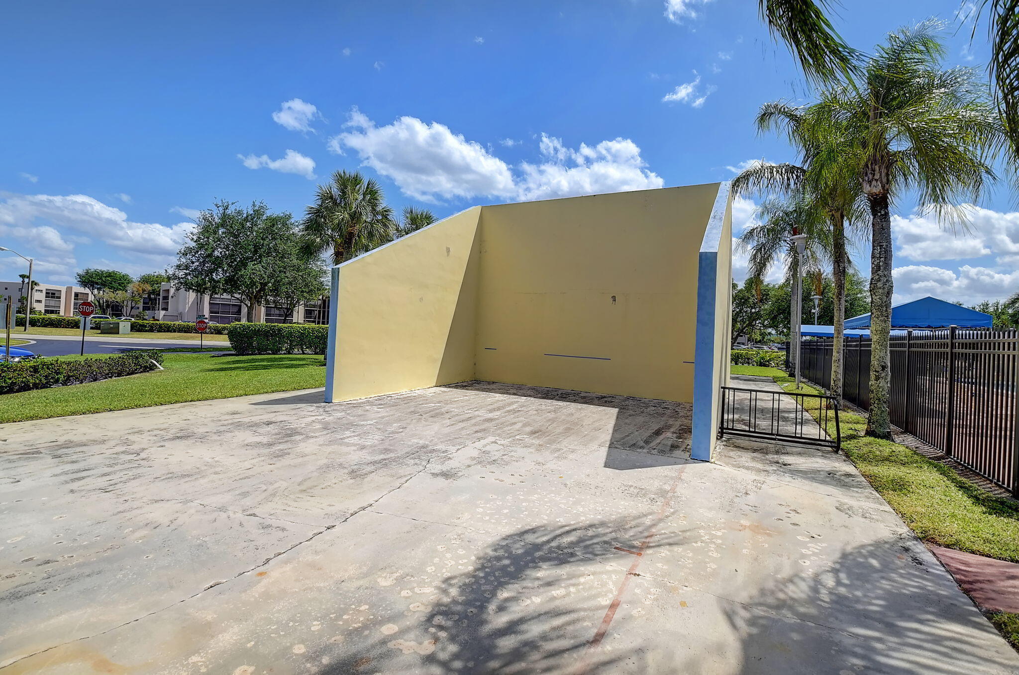 5340 Las Verdes Circle 208 Property Photo 44