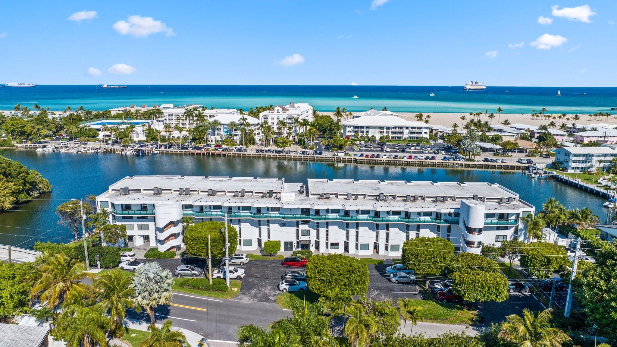1800 S Ocean Drive 404 Property Photo 40